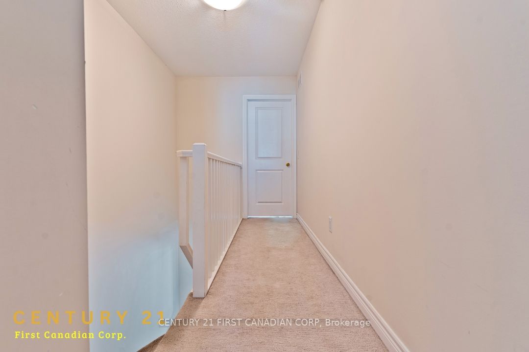 7768 Ascot Circ 67 Property Photo 7