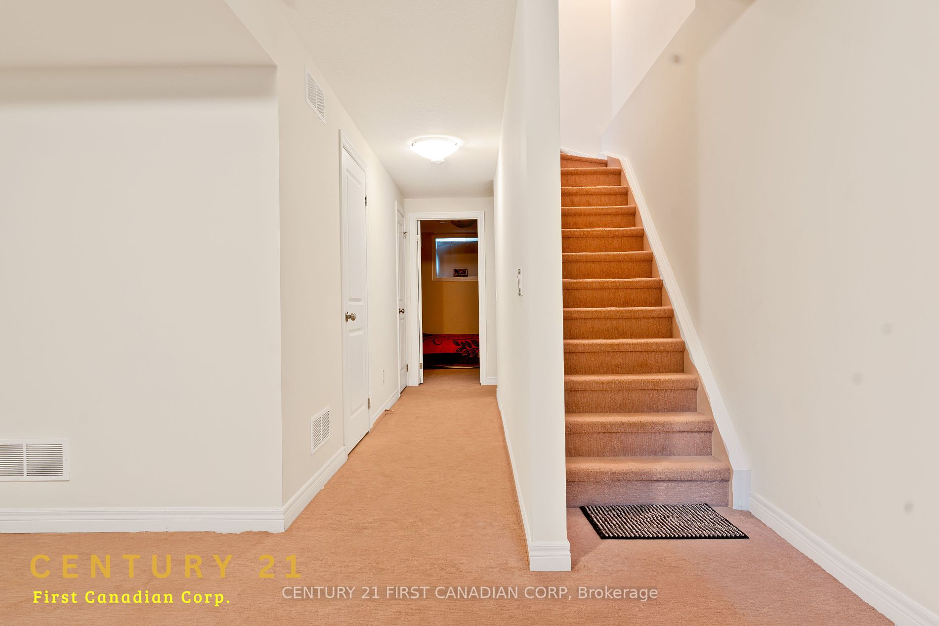 7768 Ascot Circ 67 Property Photo 13