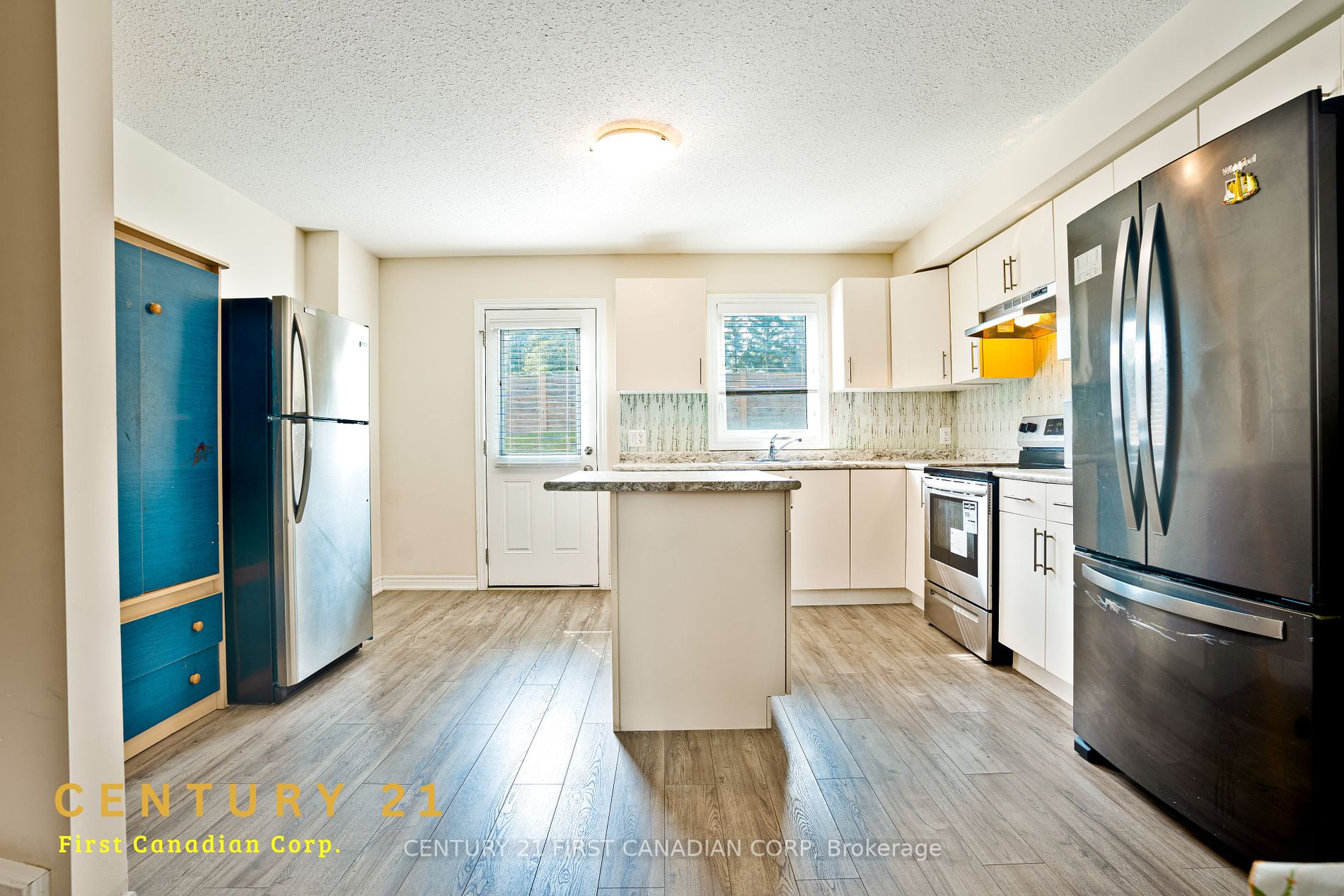 7768 Ascot Circ 67 Property Photo 34