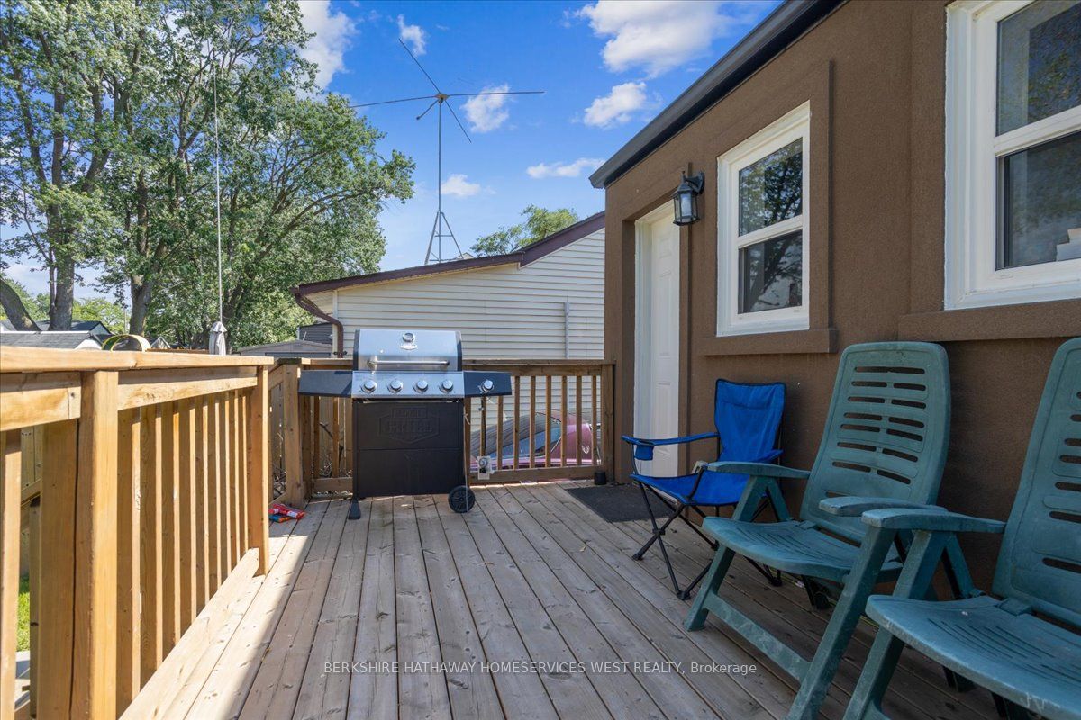 36 Sherbourne St Property Photo 21