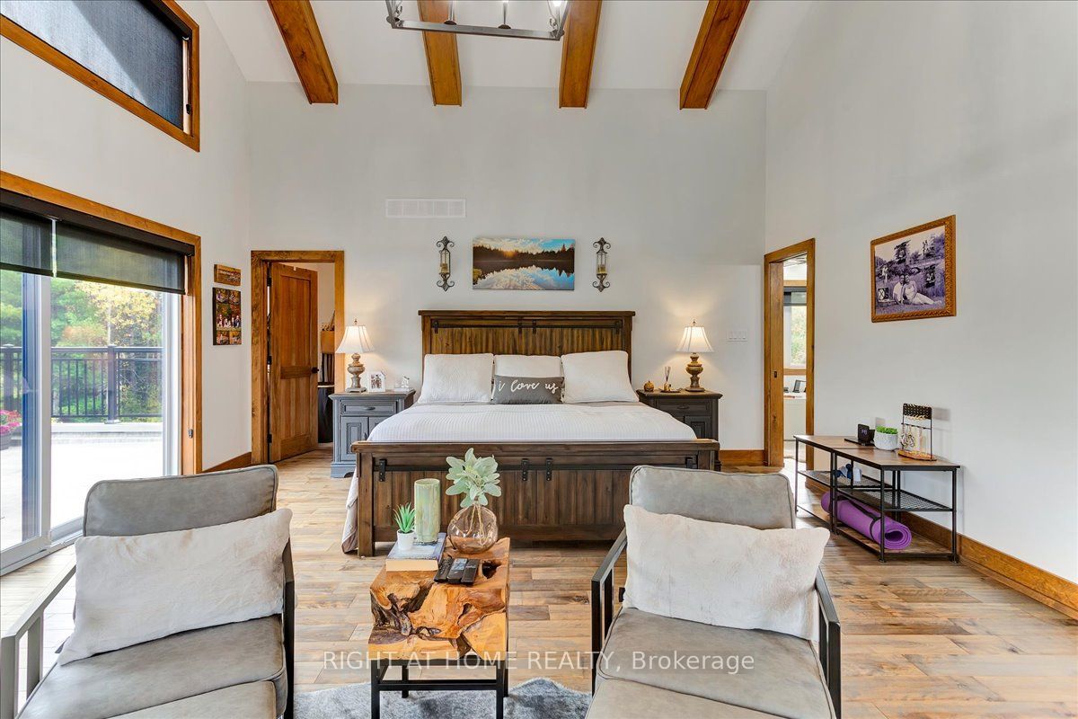 635138 Highway 10 Property Photo 8