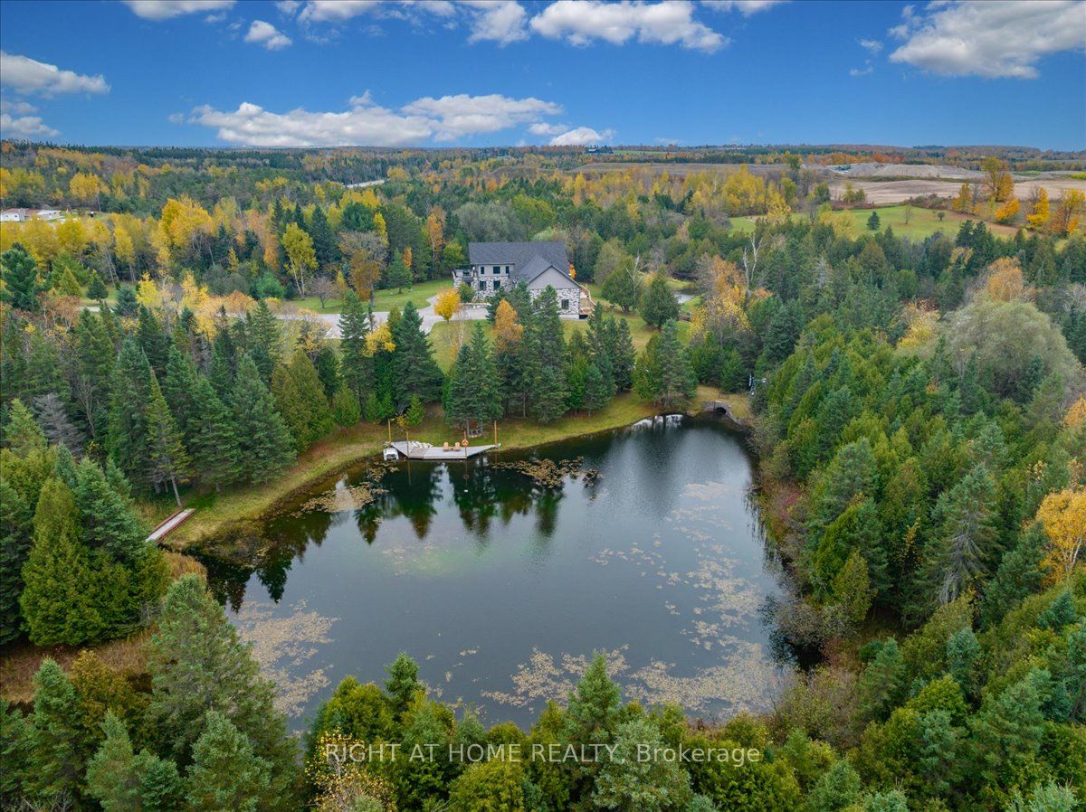 635138 Highway 10 Property Photo 12