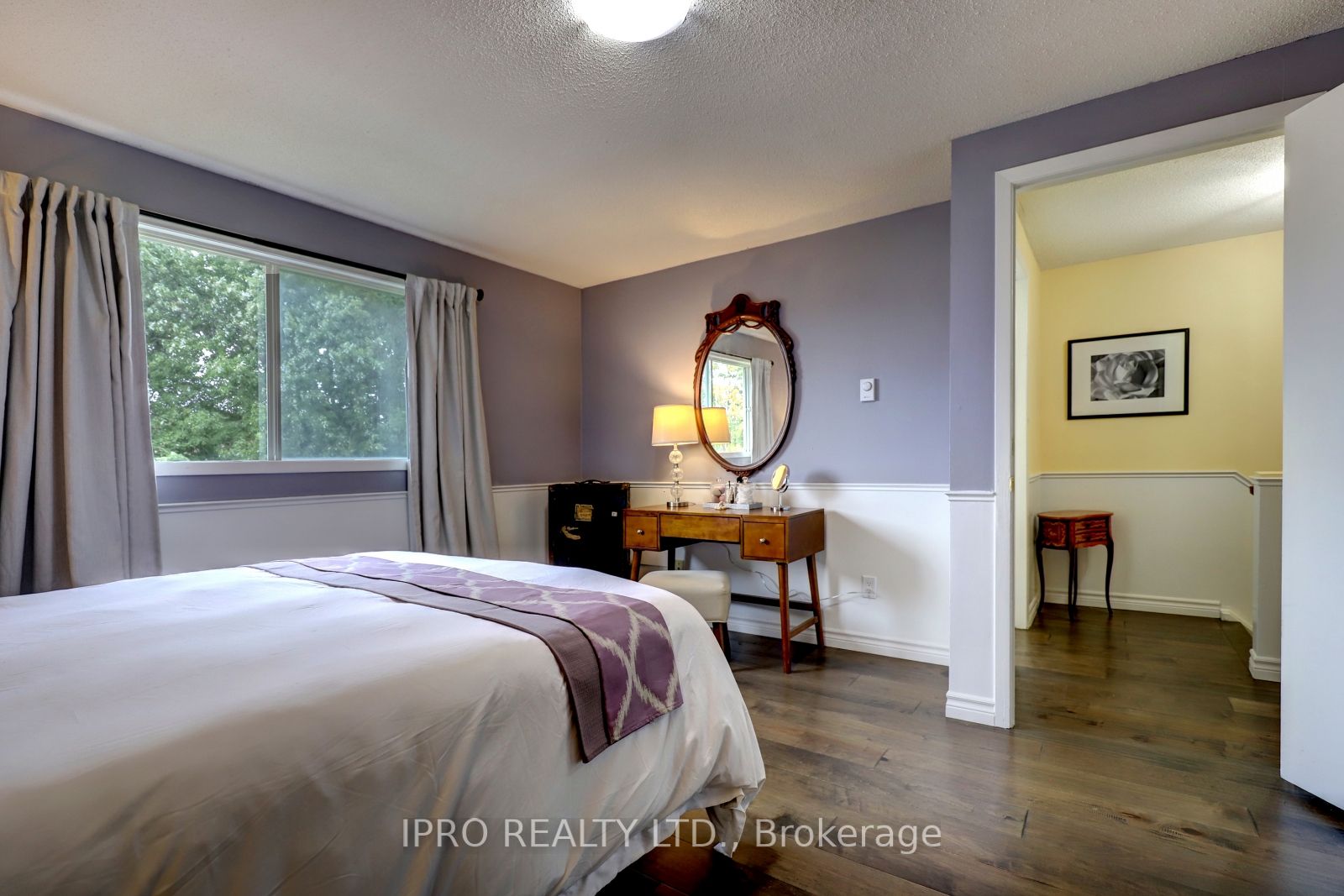 228 Rosebank Pl Property Photo 8