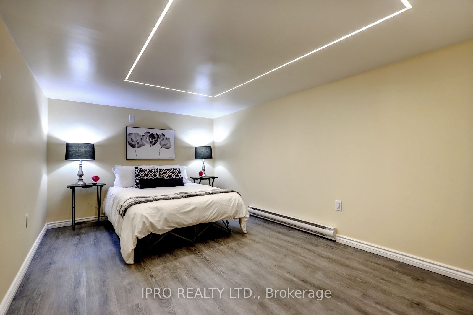 228 Rosebank Pl Property Photo 16