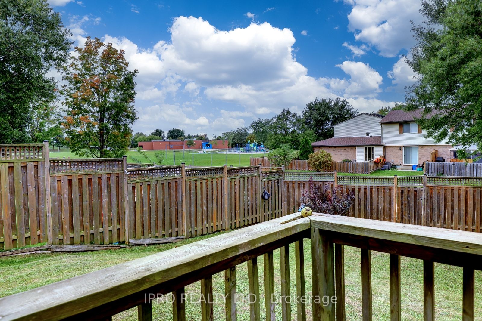 228 Rosebank Pl Property Photo 19