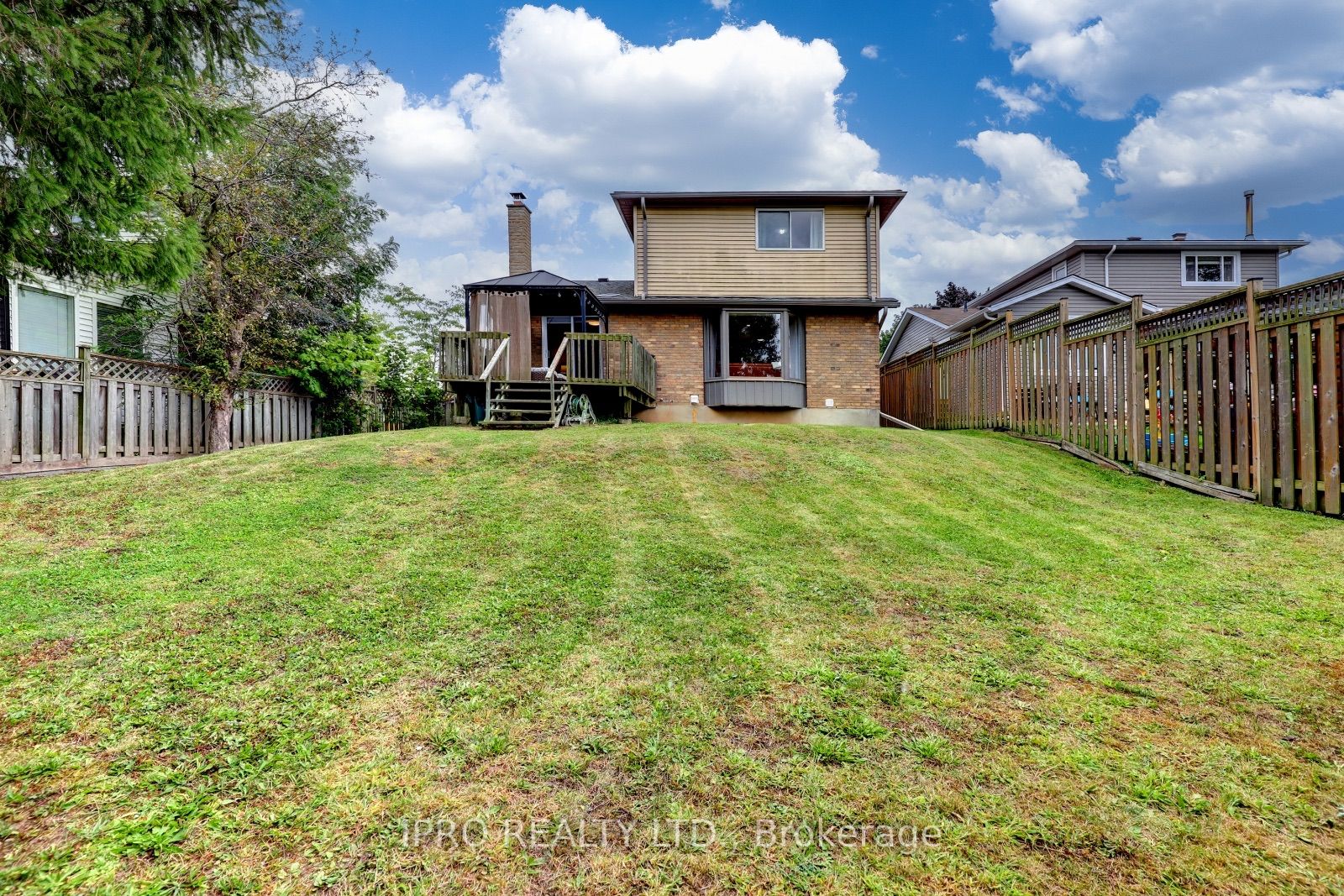 228 Rosebank Pl Property Photo 20