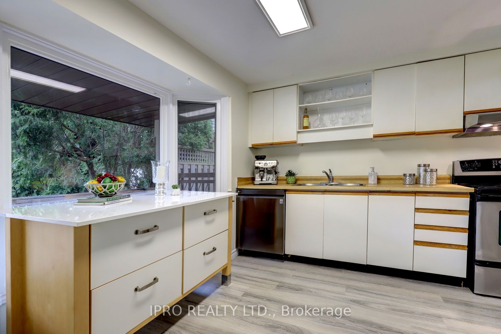 228 Rosebank Pl Property Photo 25