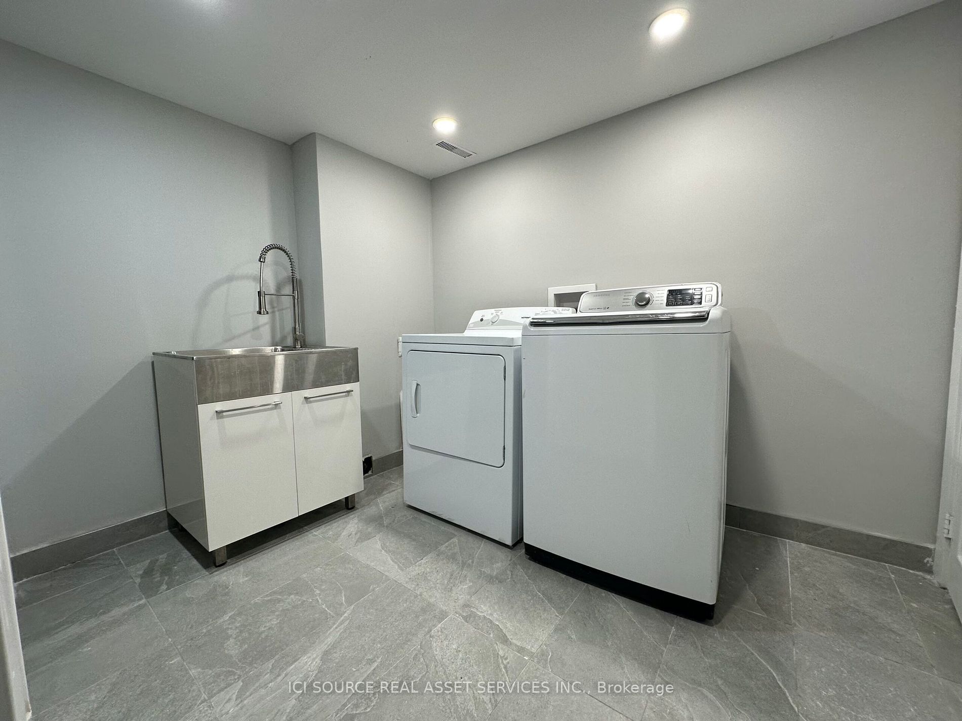 75 Ansondale Rd 25 Property Photo 11