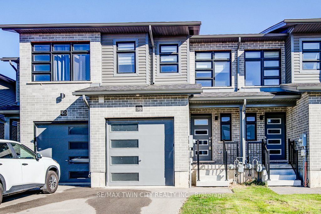 38 Wilkinson Ave Property Photo 1