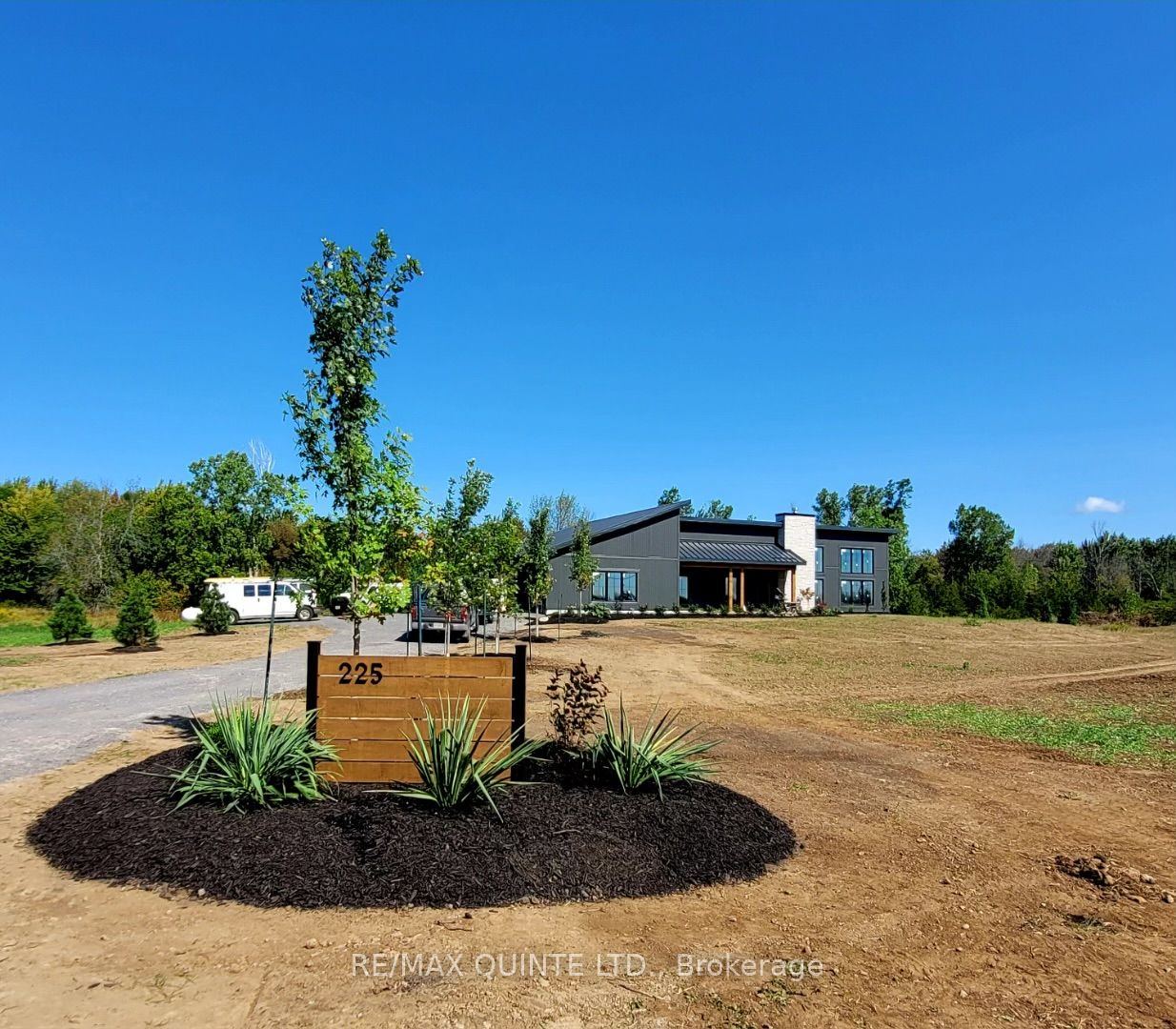 225 Mitchell's Crossroad Property Photo 1