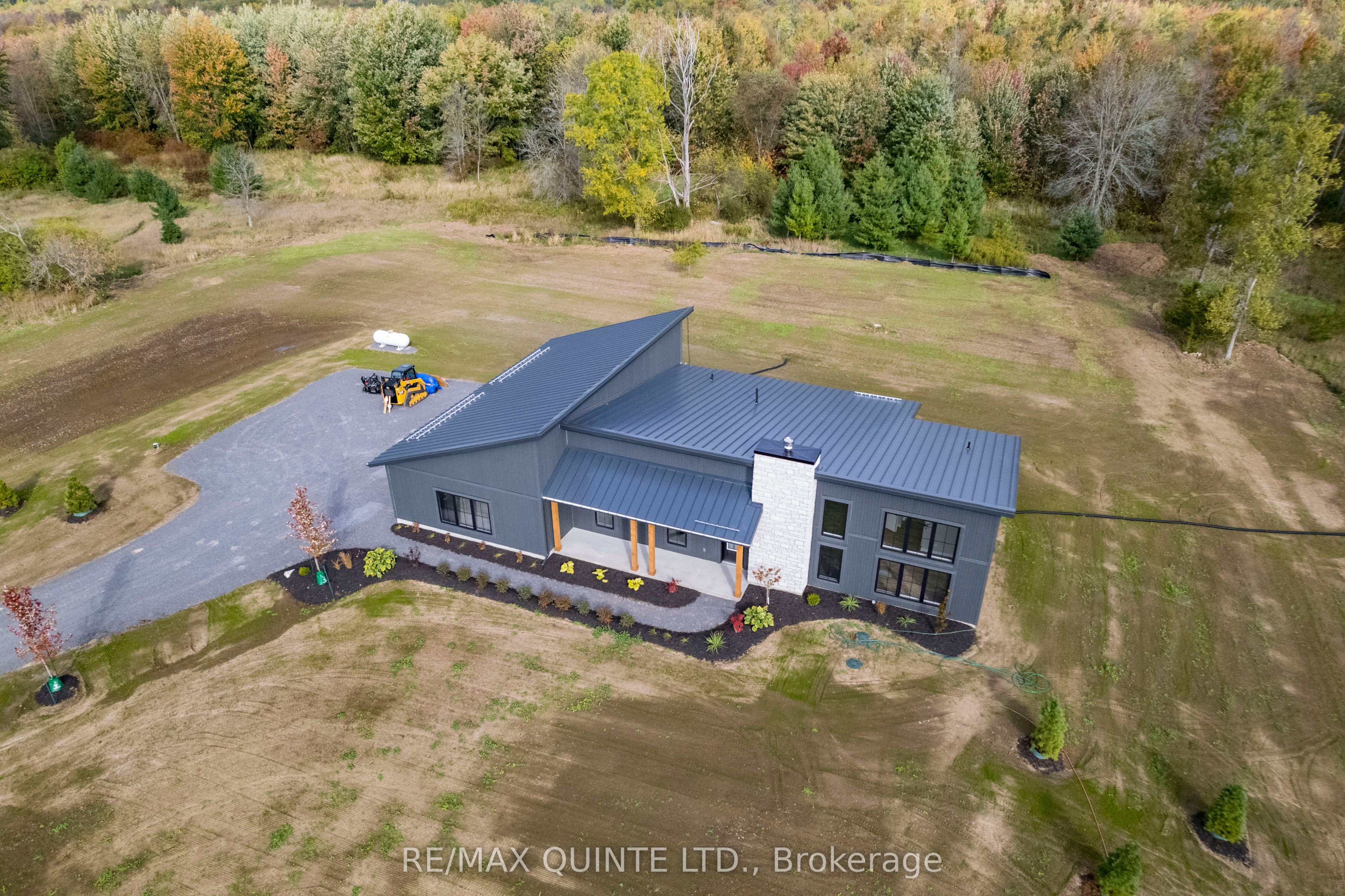 225 Mitchell's Crossroad Property Photo 3