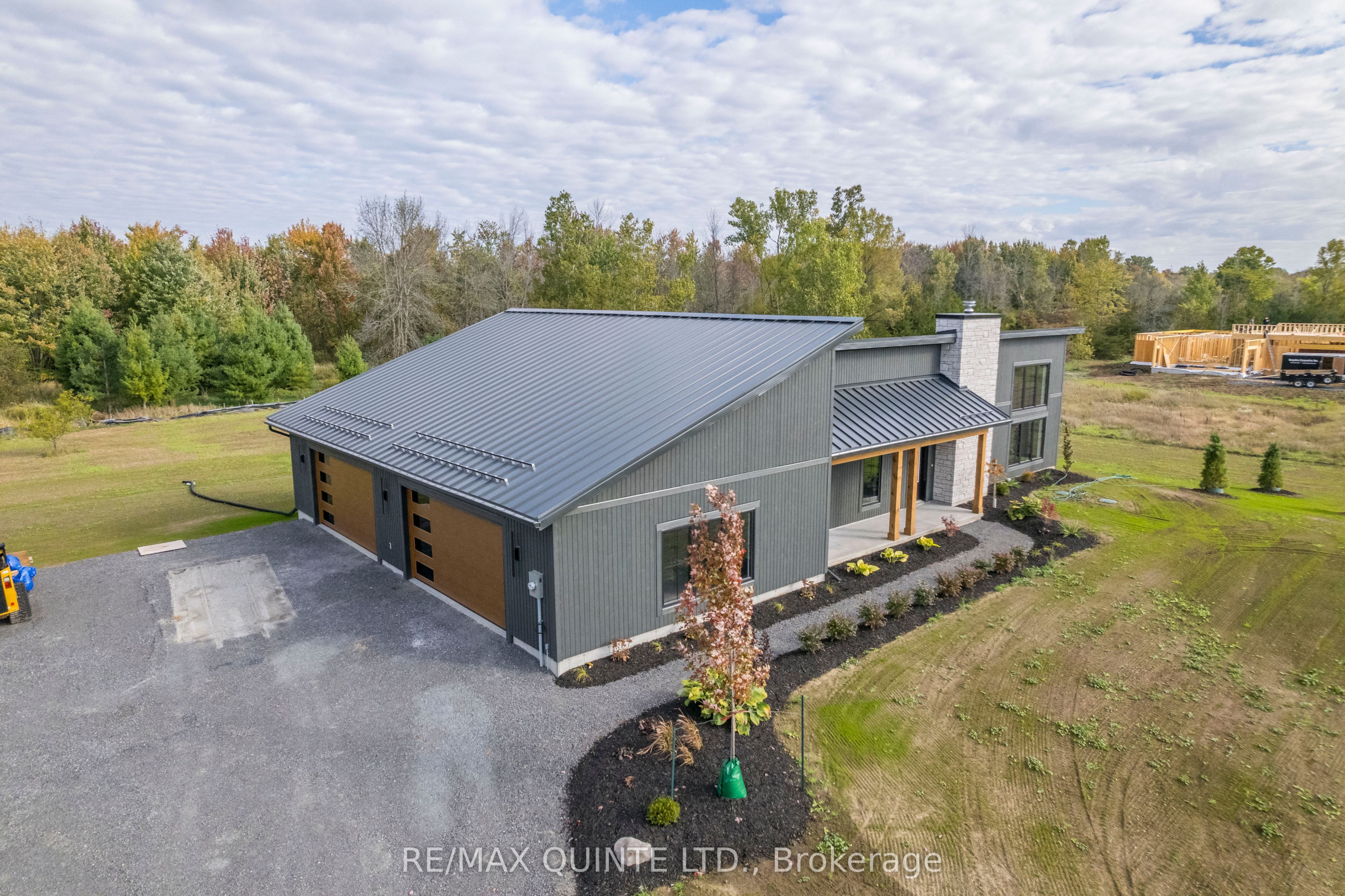 225 Mitchell's Crossroad Property Photo 4