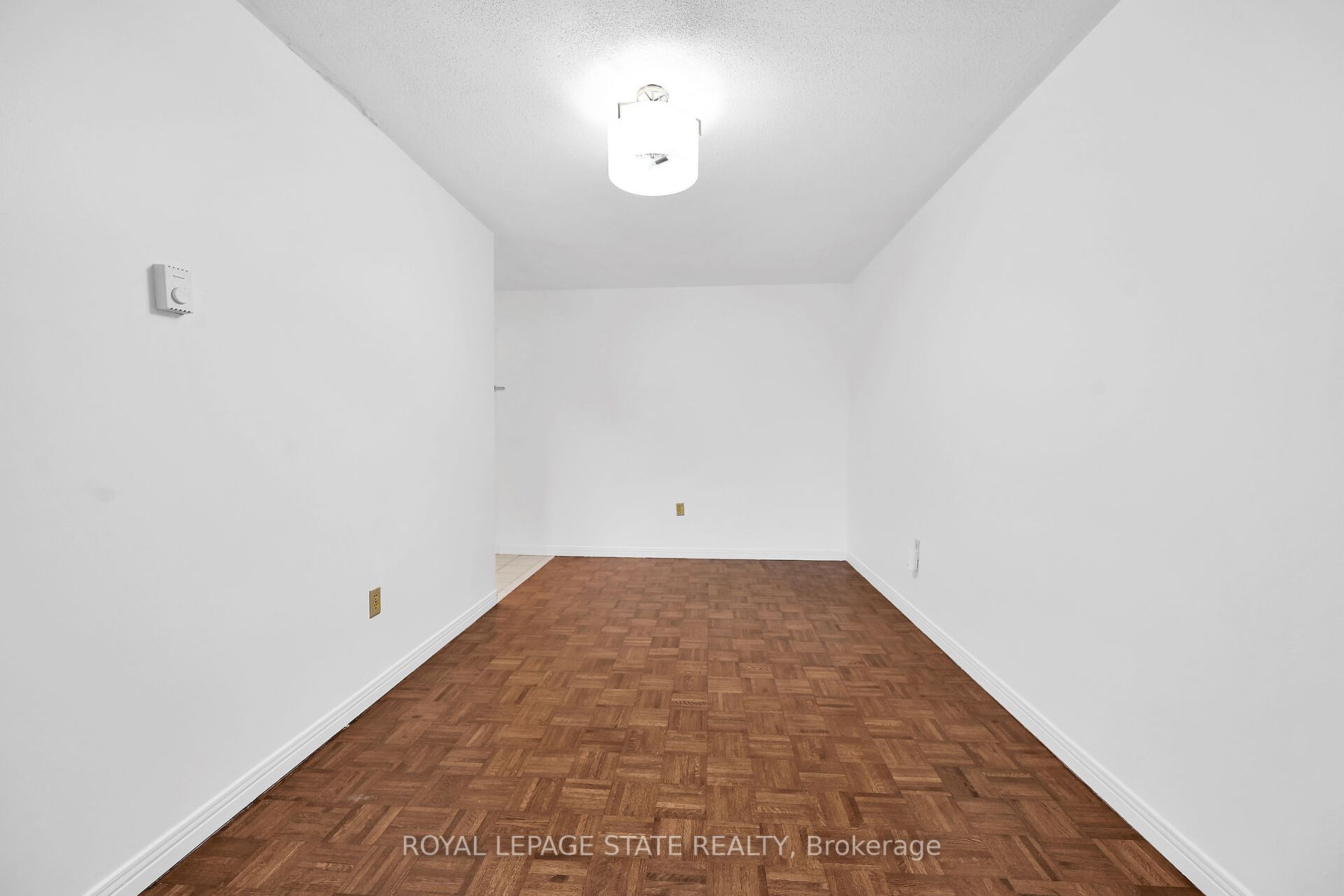 482 James St N 203 Property Photo 10