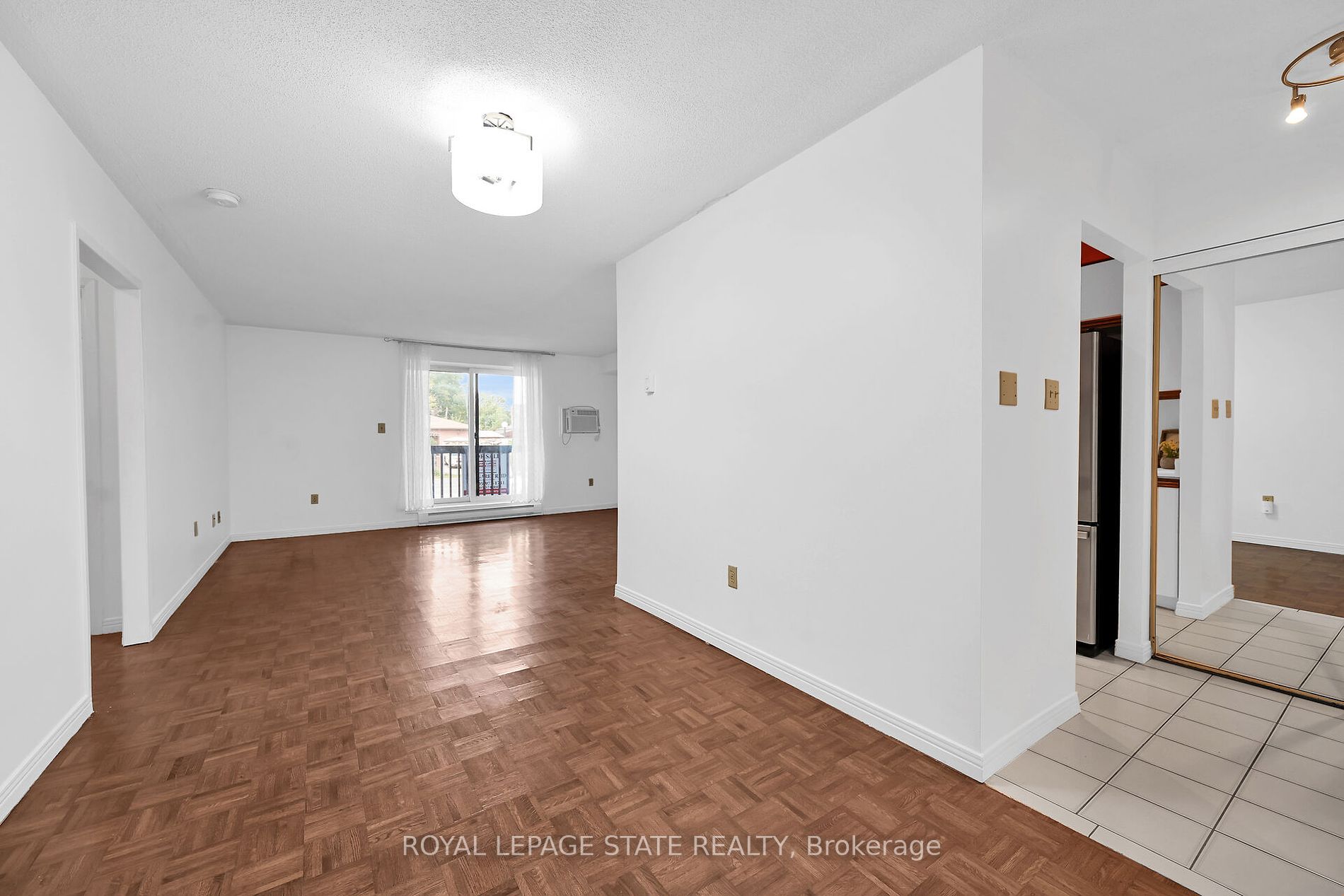 482 James St N 203 Property Photo 13