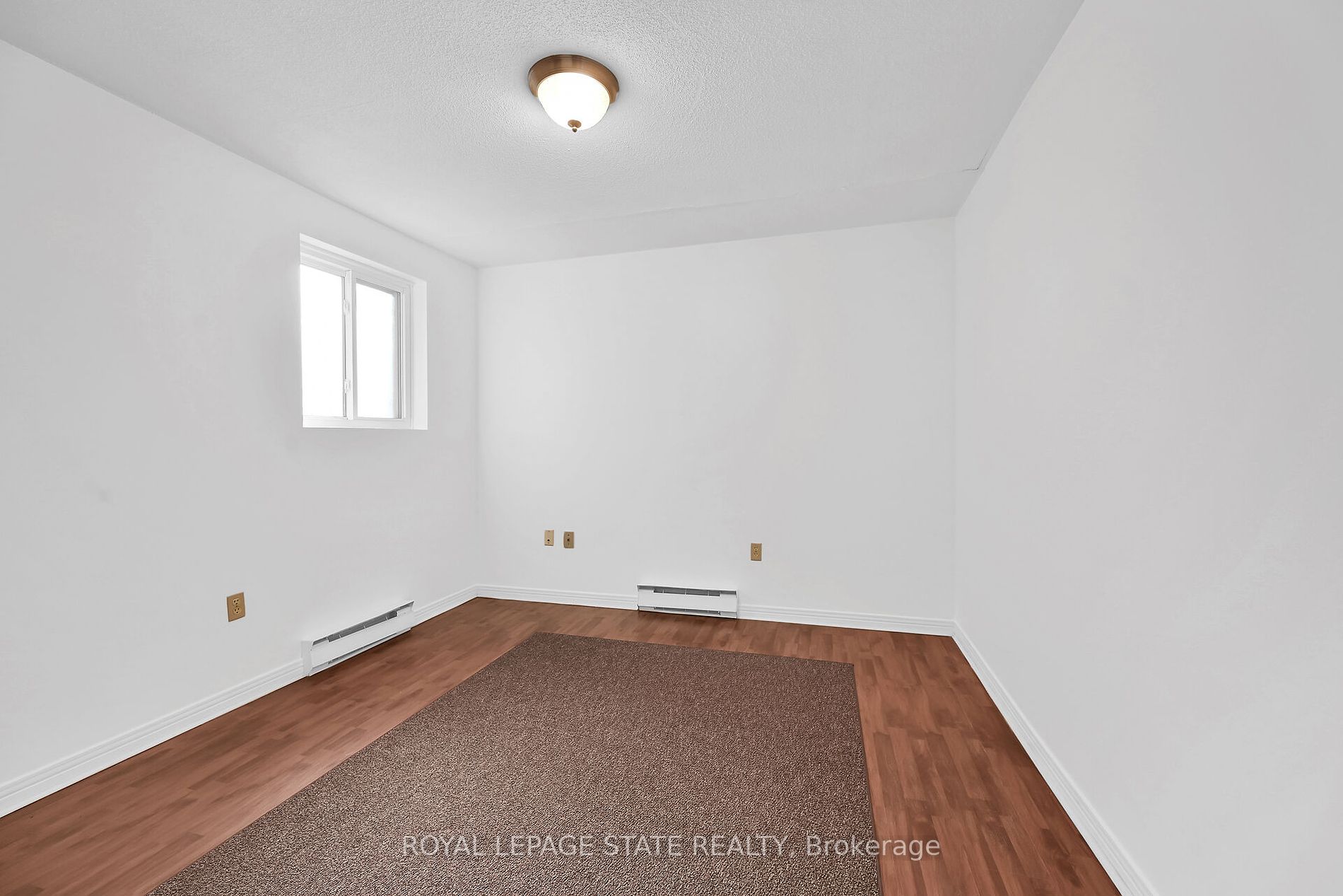 482 James St N 203 Property Photo 22