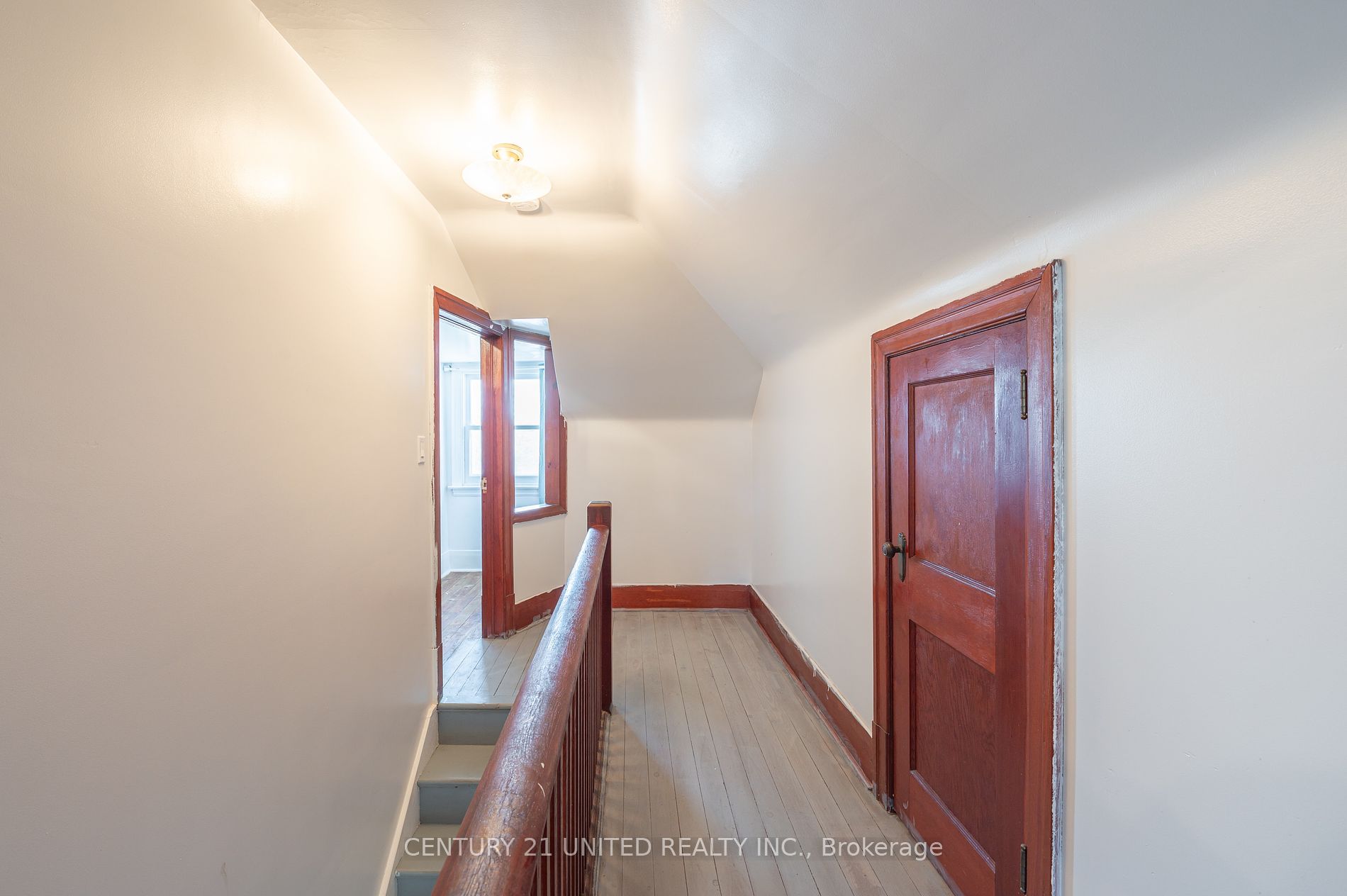 741 Third Ave Property Photo 15