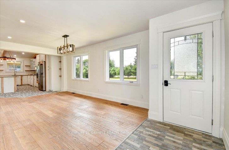 32534 Highway 62 Property Photo 5
