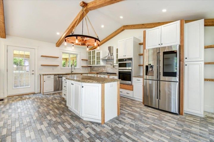 32534 Highway 62 Property Photo 10