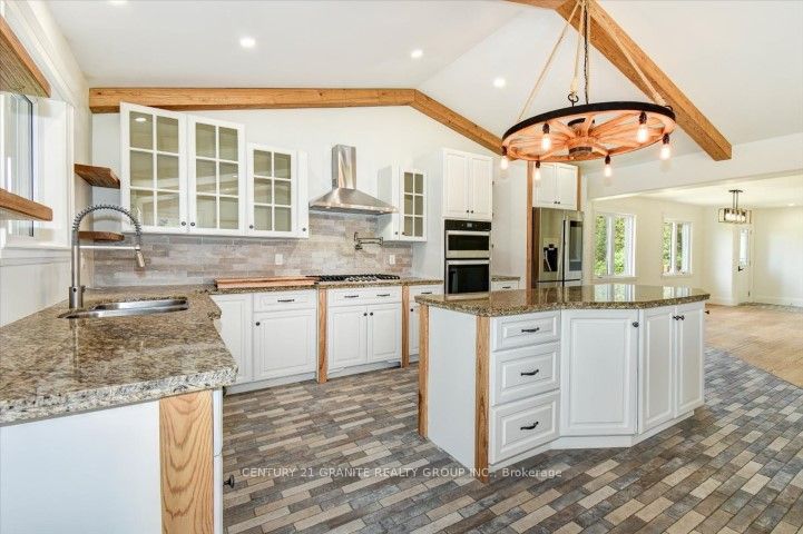 32534 Highway 62 Property Photo 11