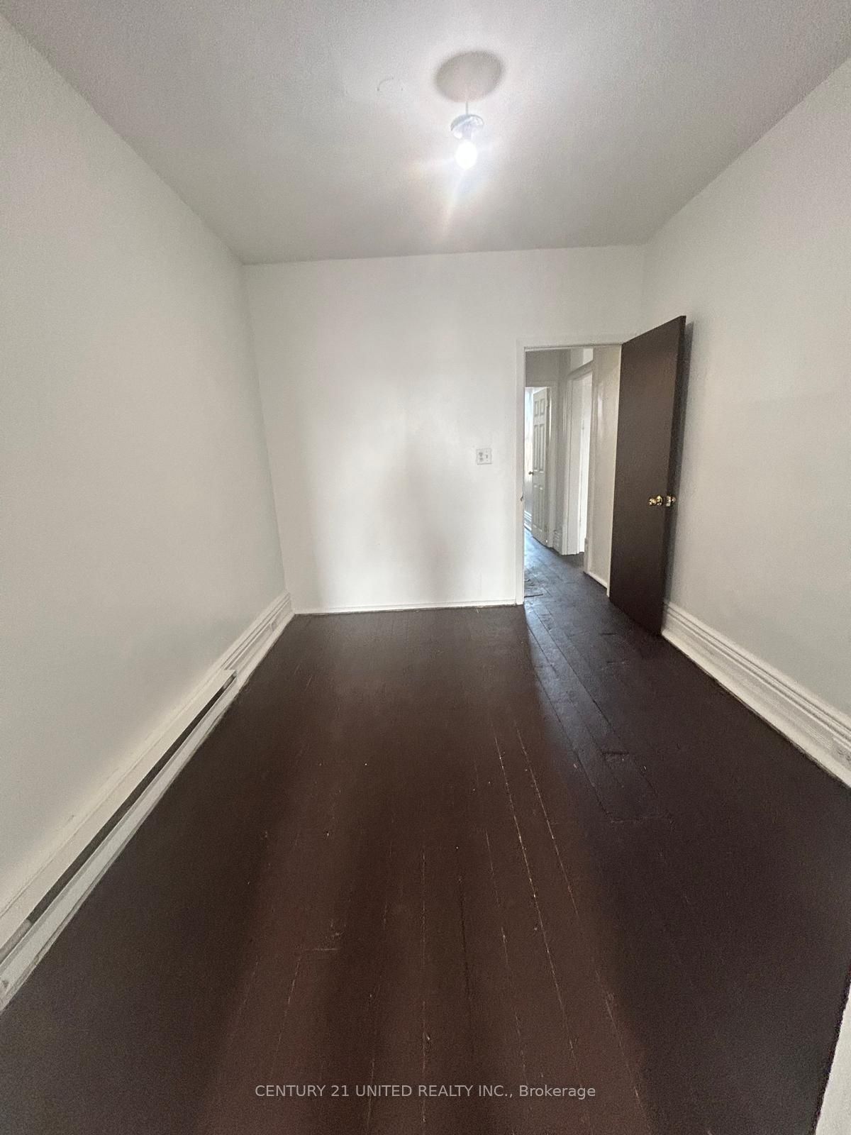#6 - 164 Charlotte Street Property Photo 3