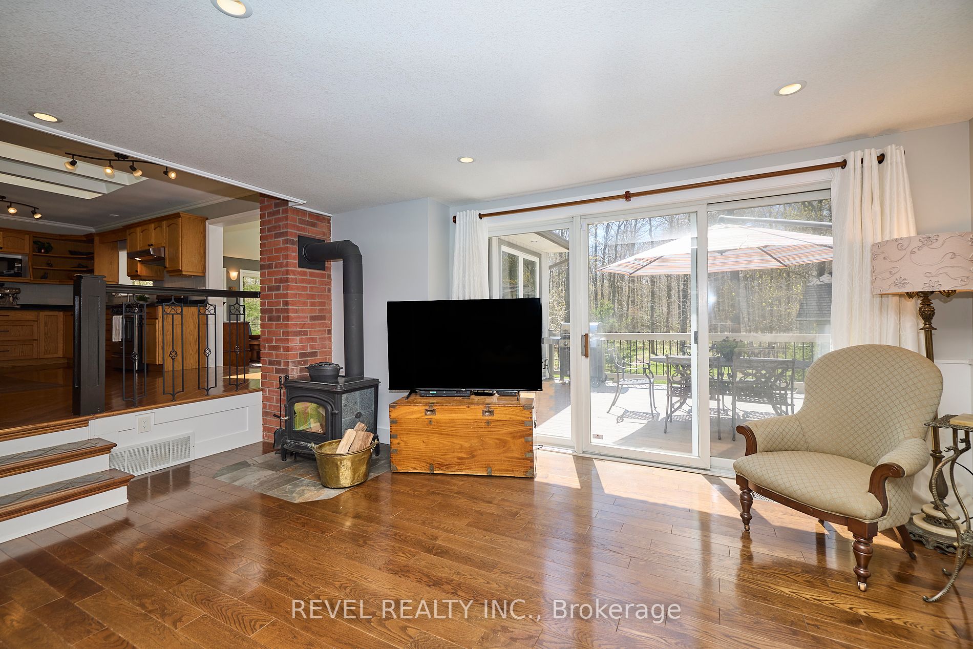 152 Merritt Rd Property Photo 6