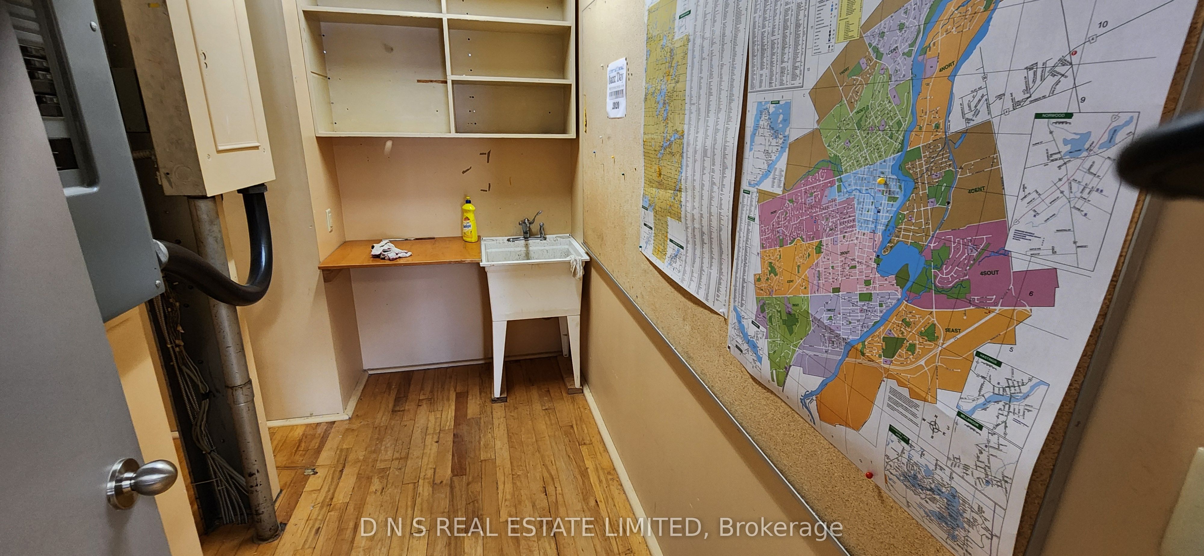 #10a - 280 Perry Street Property Photo 5