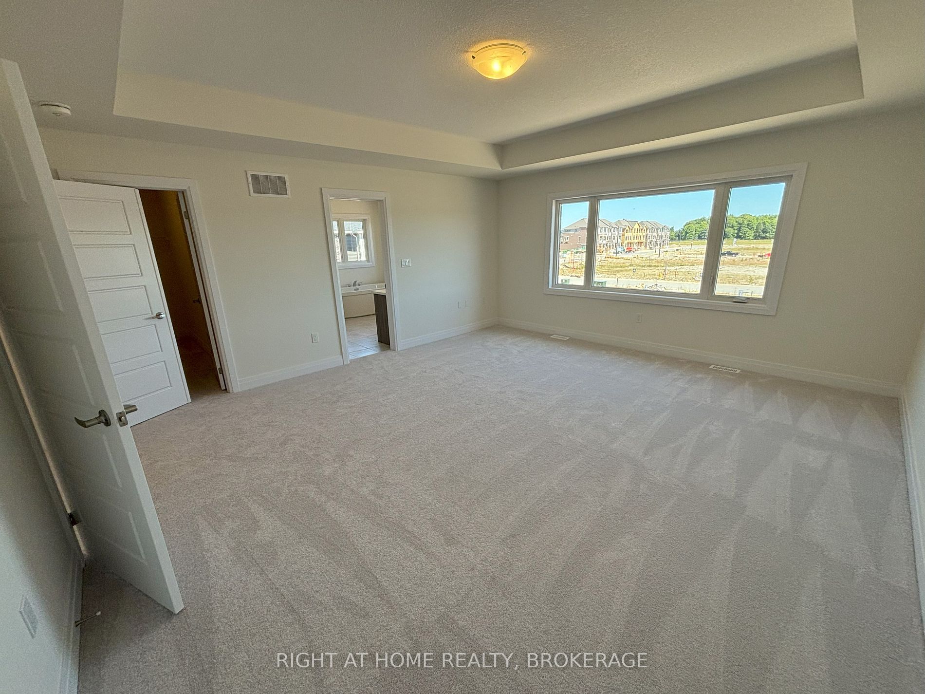 23 Langridge Way Property Photo 3