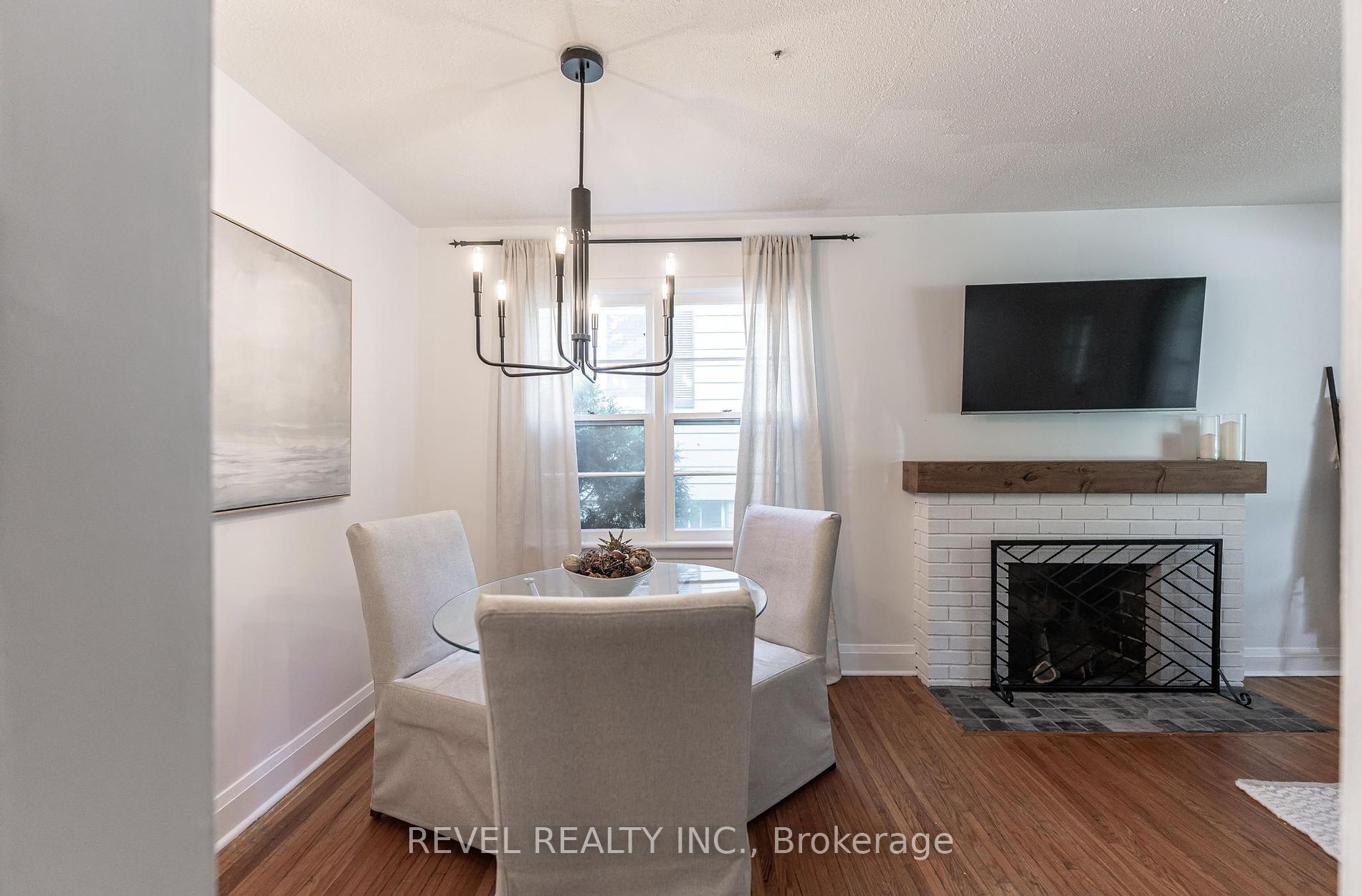 31 Academy St Property Photo 10