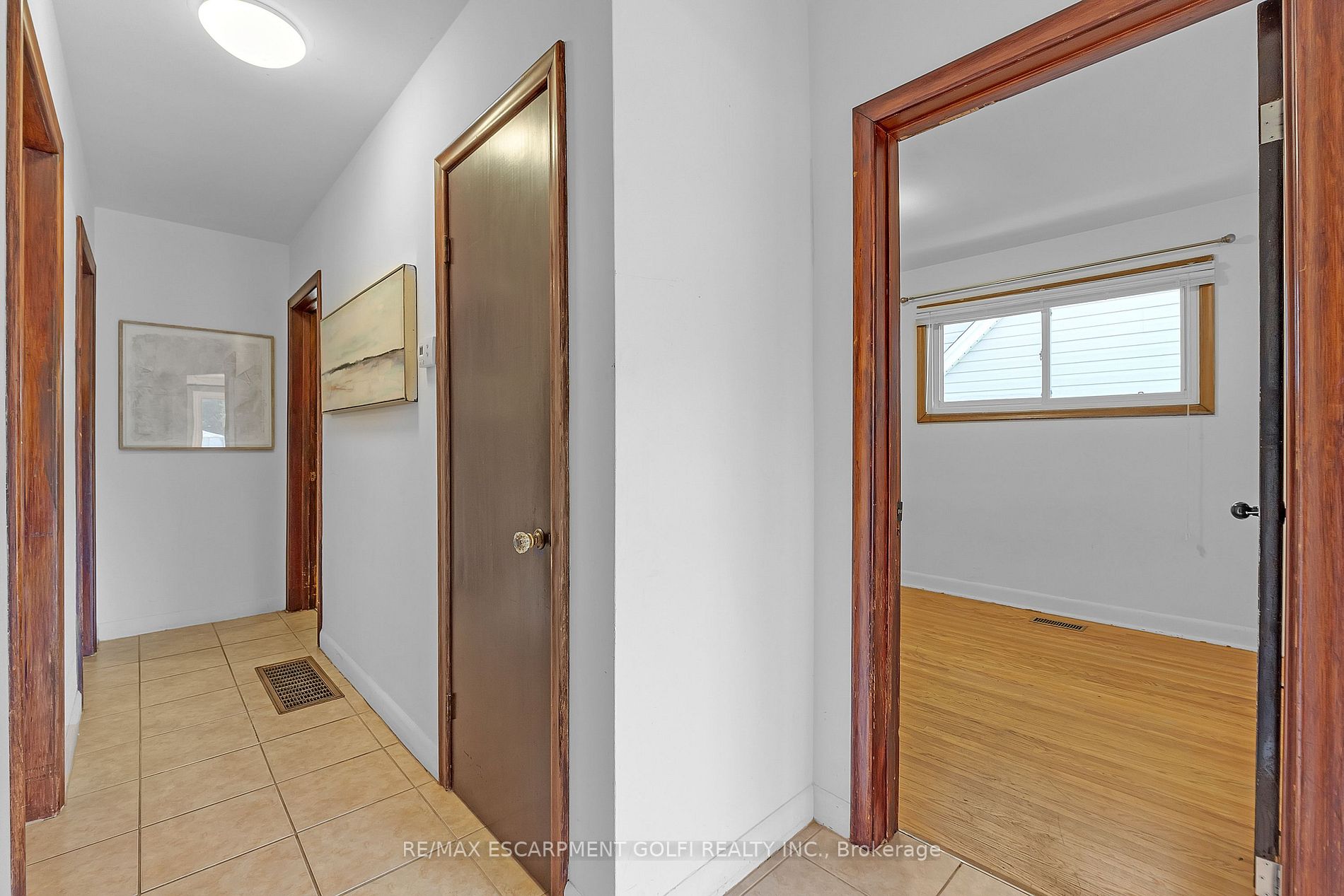 49 Cheryl Ave Property Photo 6