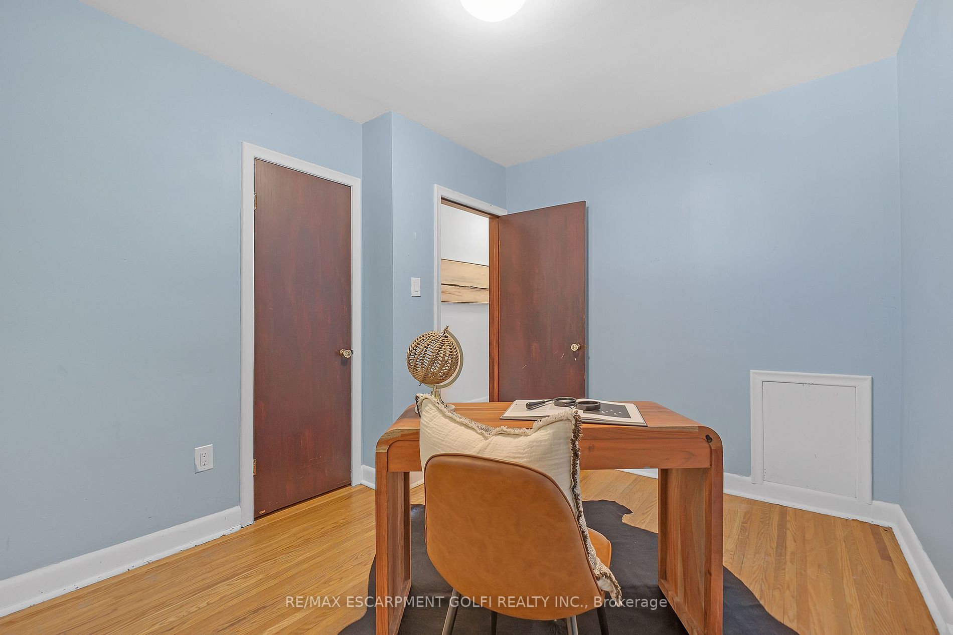 49 Cheryl Ave Property Photo 10