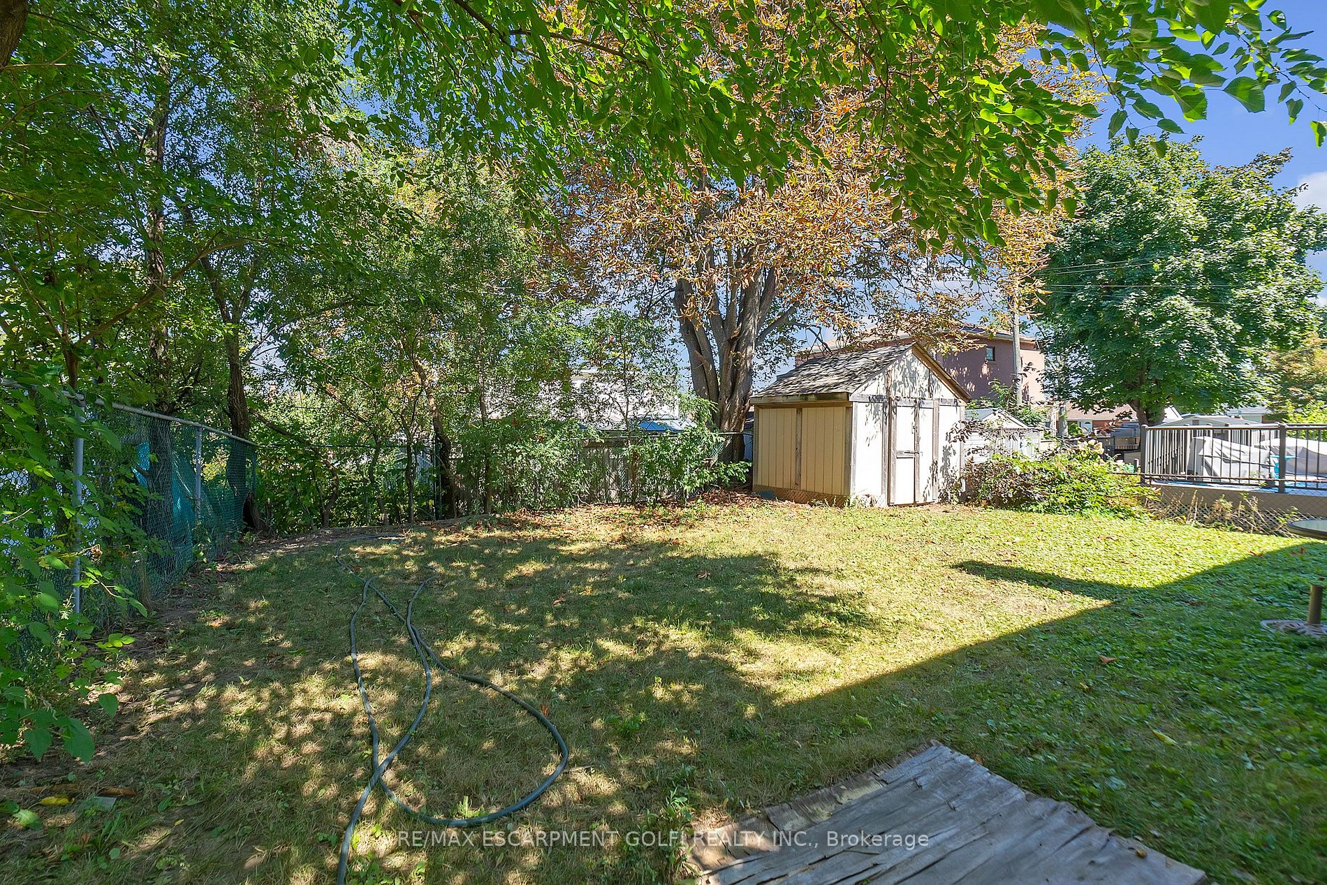 49 Cheryl Ave Property Photo 33