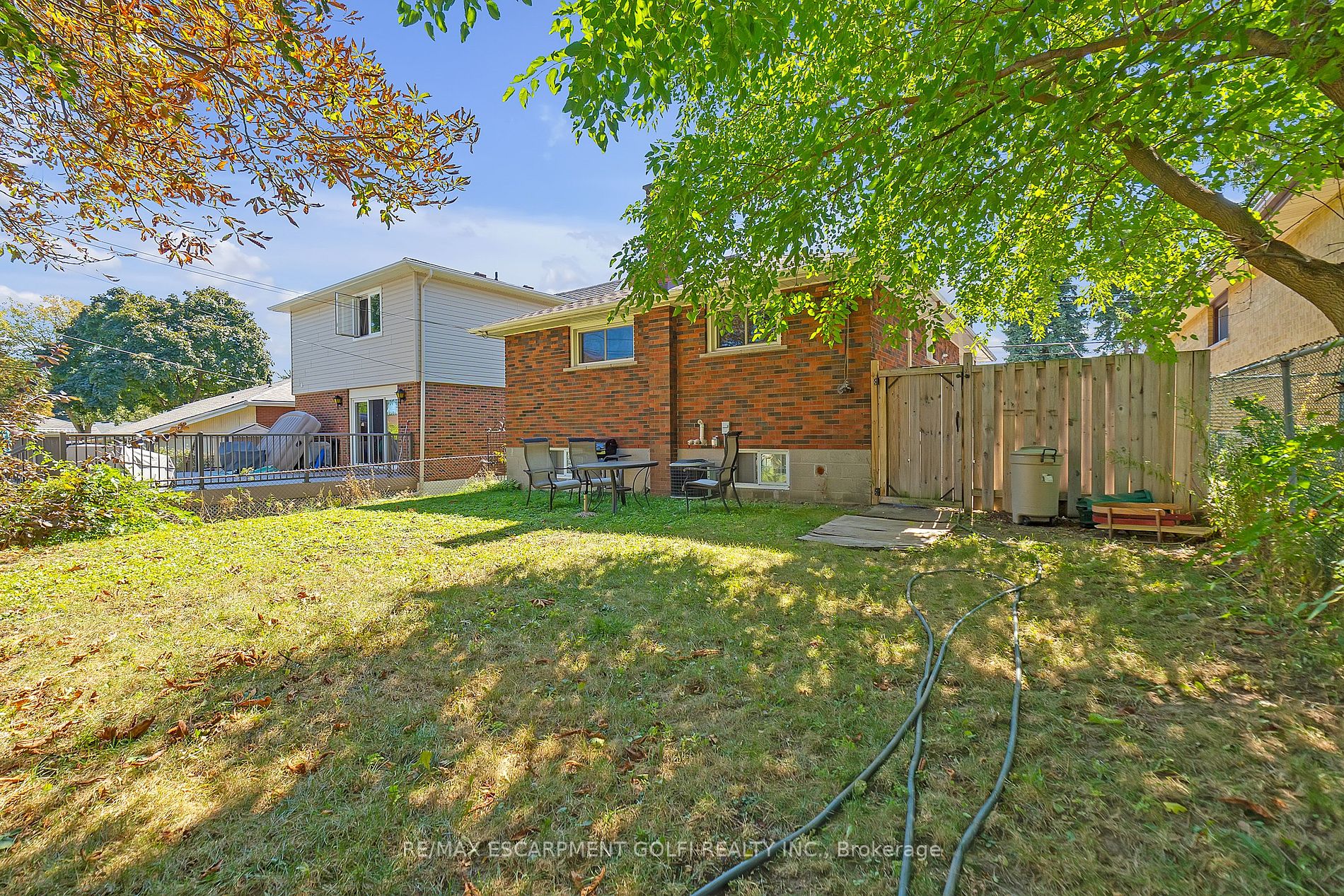 49 Cheryl Ave Property Photo 35