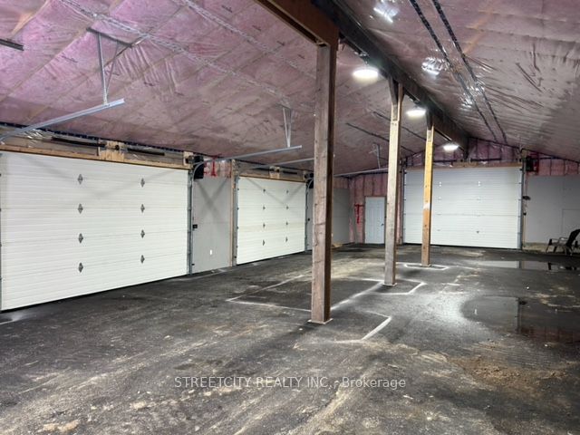 140 Elizabeth St Property Photo 14