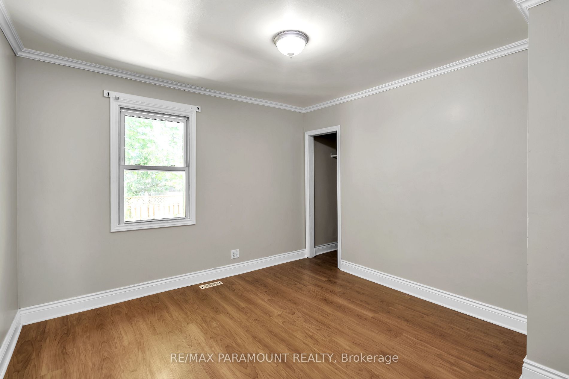 1778 Parkhurst Ave Property Photo 11