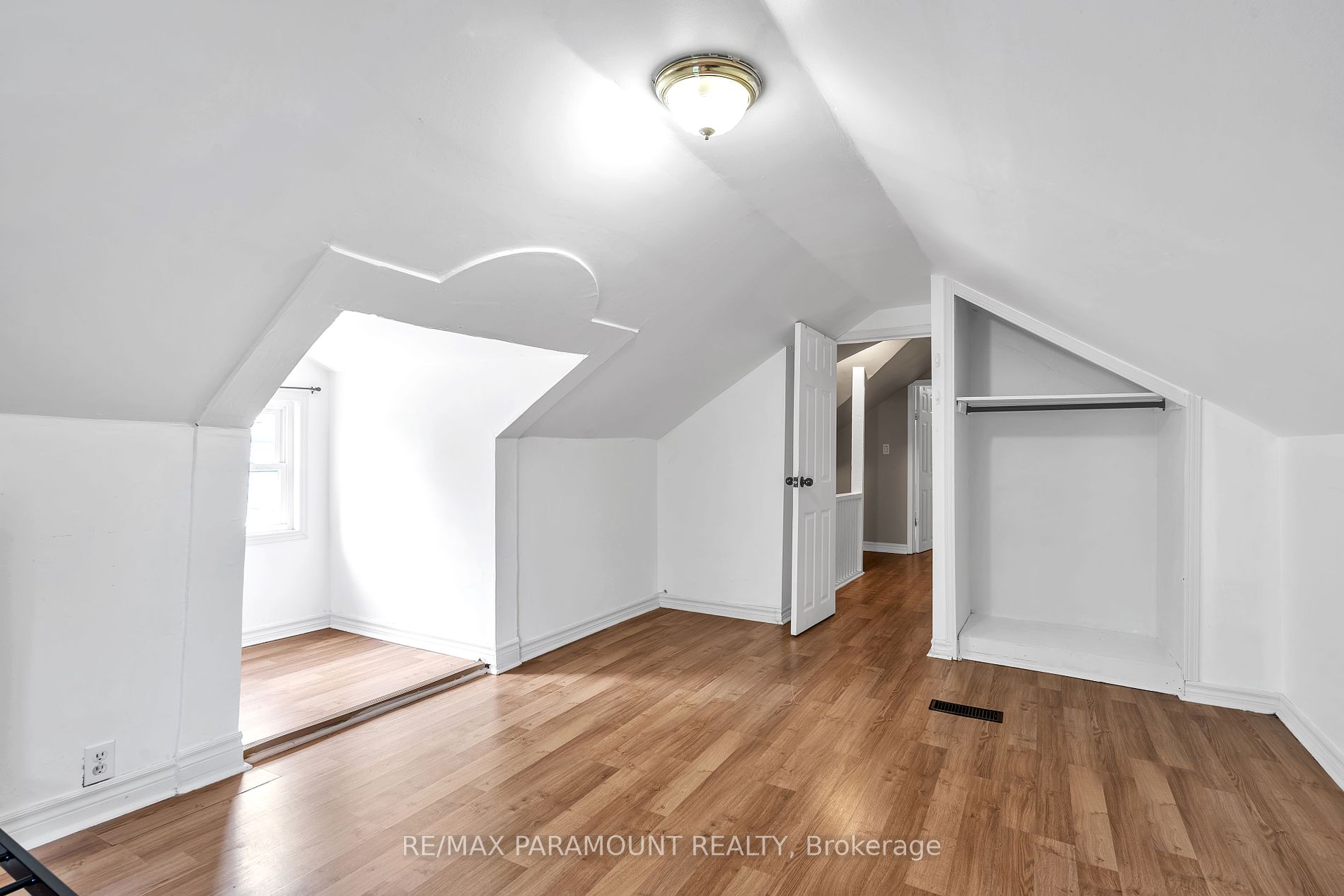 1778 Parkhurst Ave Property Photo 27