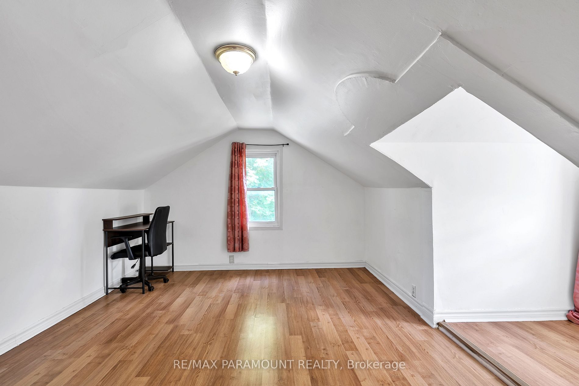 1778 Parkhurst Ave Property Photo 28