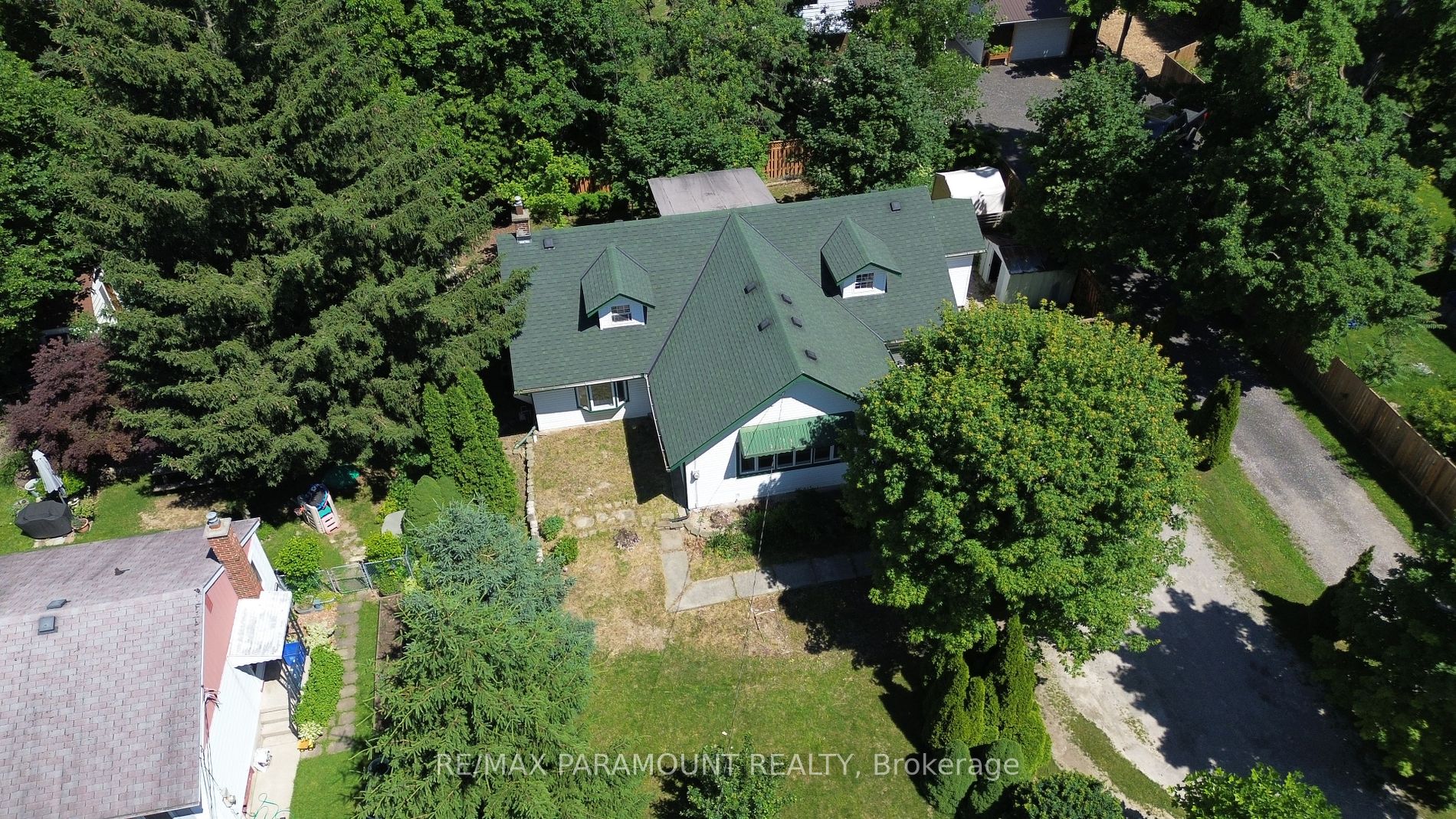 1778 Parkhurst Ave Property Photo 35