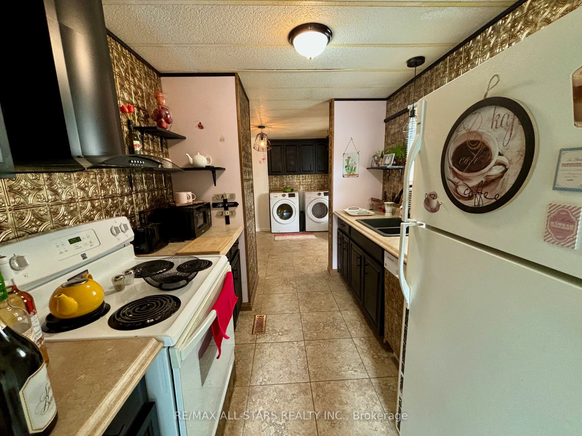 332 Portage Road Property Photo 13