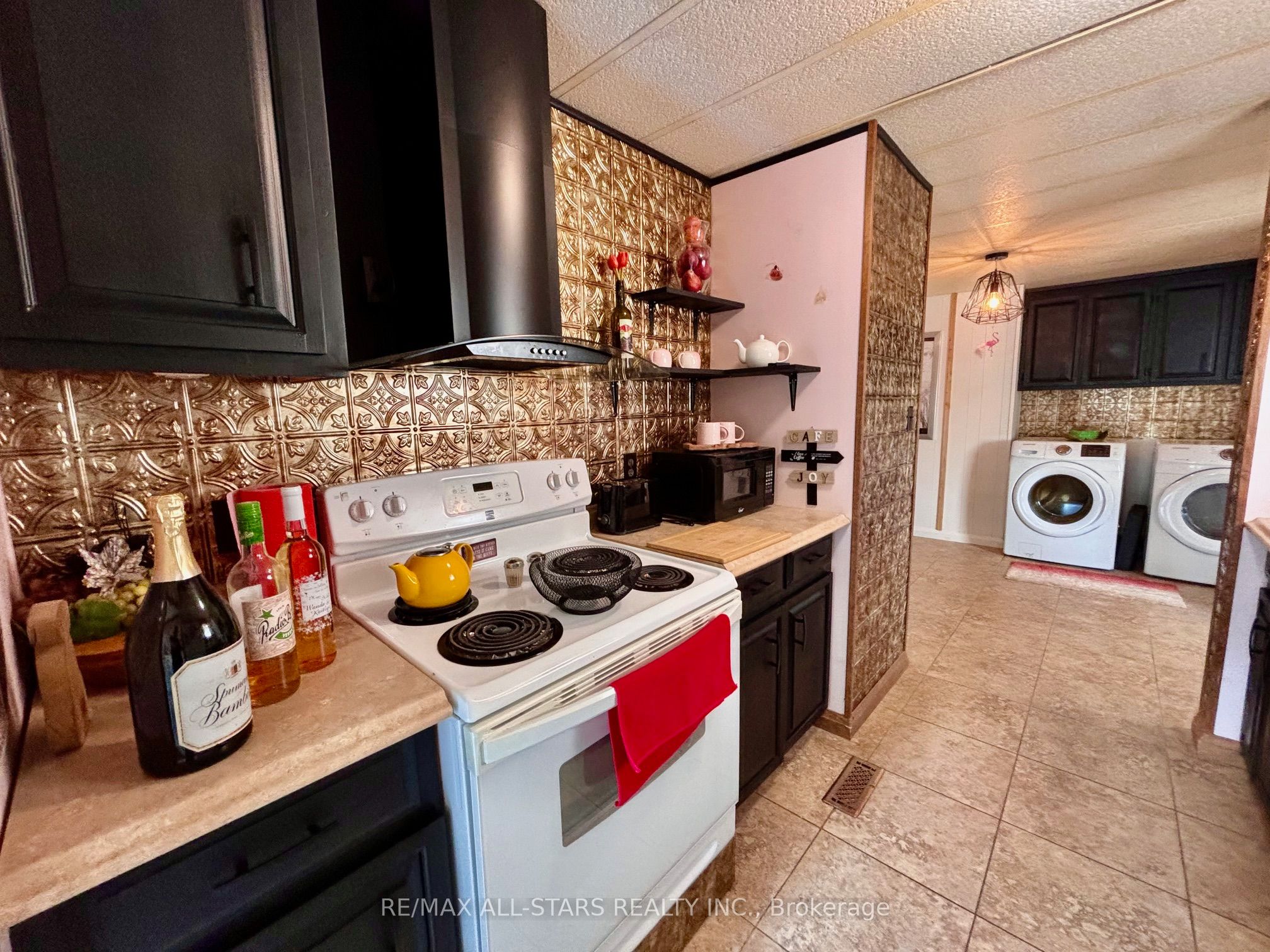 332 Portage Road Property Photo 14