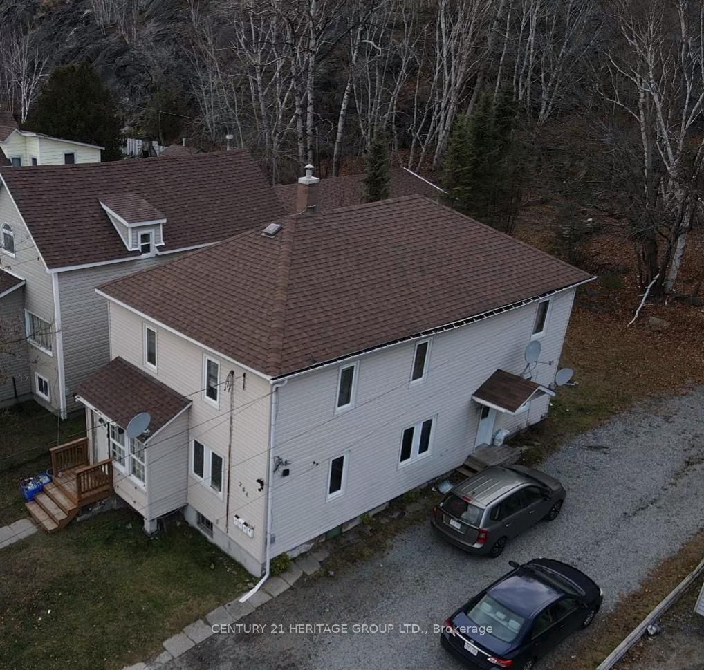 254 Mountain Street Property Photo 6