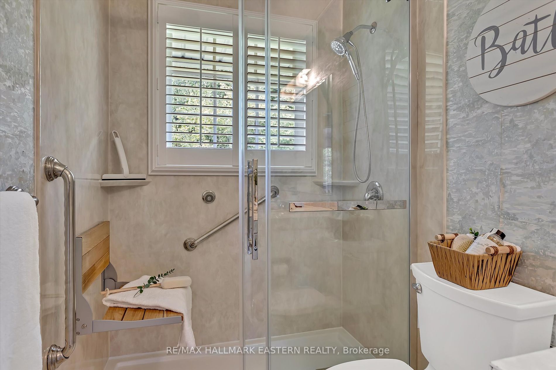 2390 Burnham Line Property Photo 15