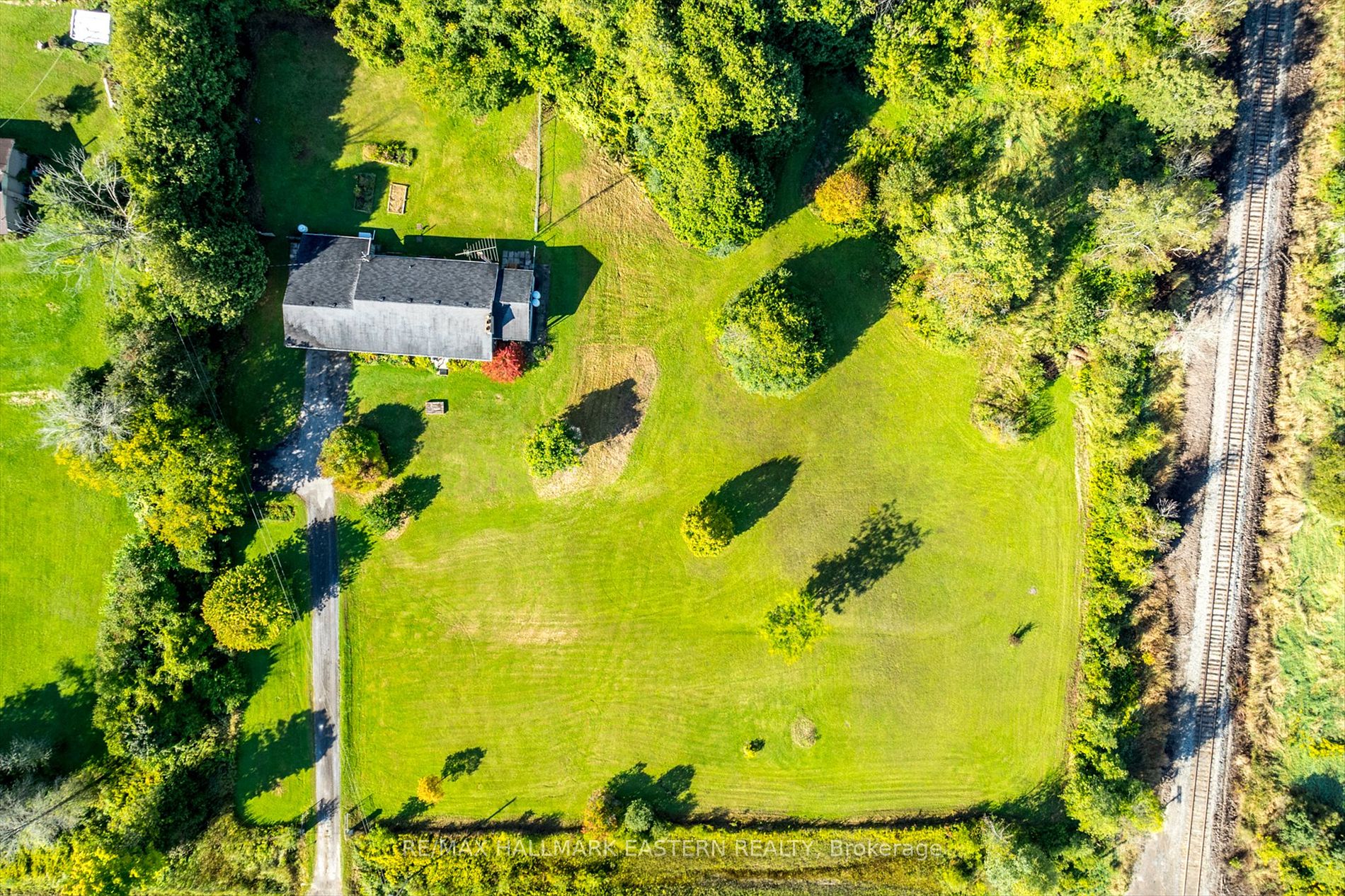 2390 Burnham Line Property Photo 25