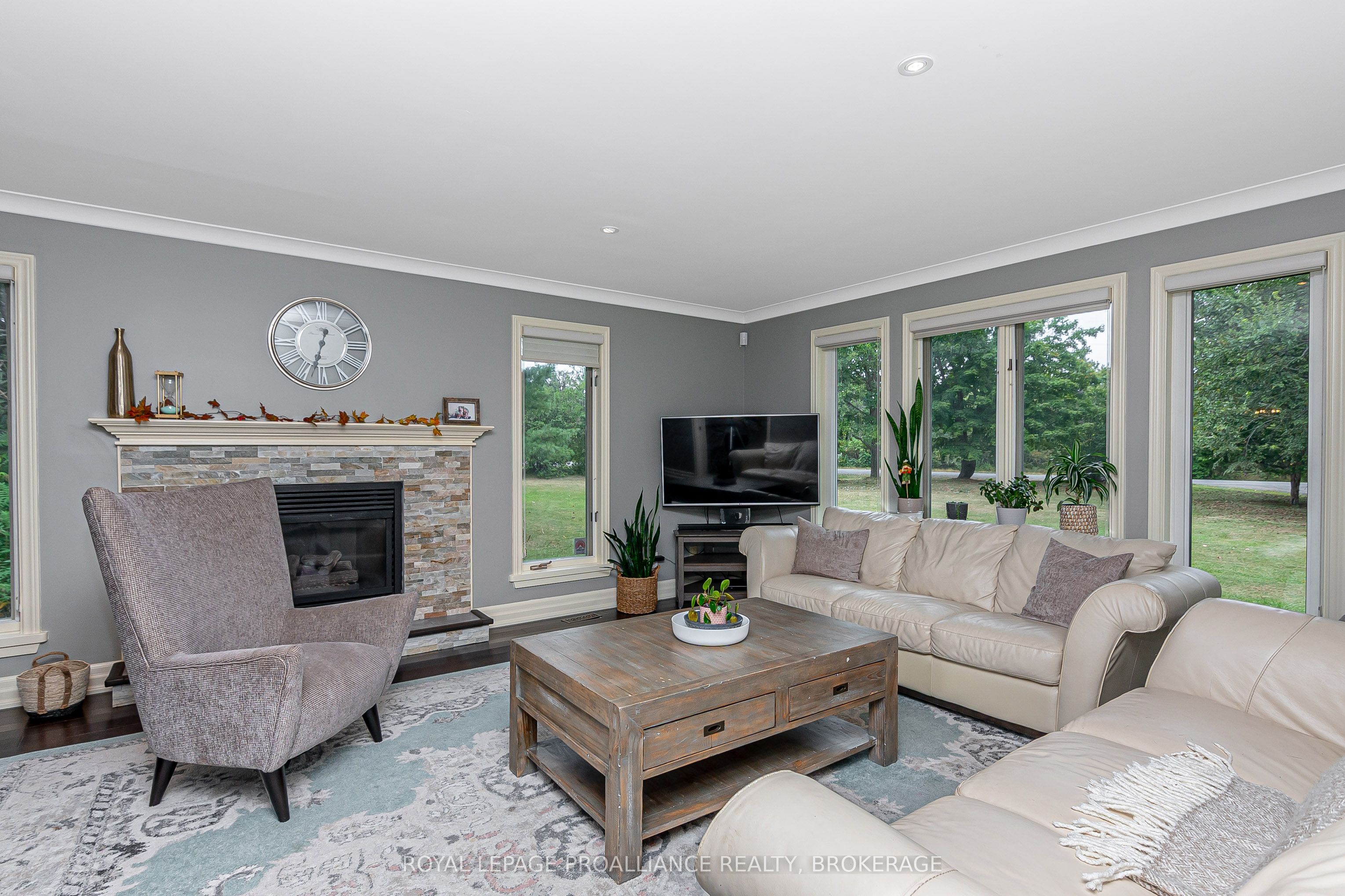 1800 Radage Road Property Photo 5