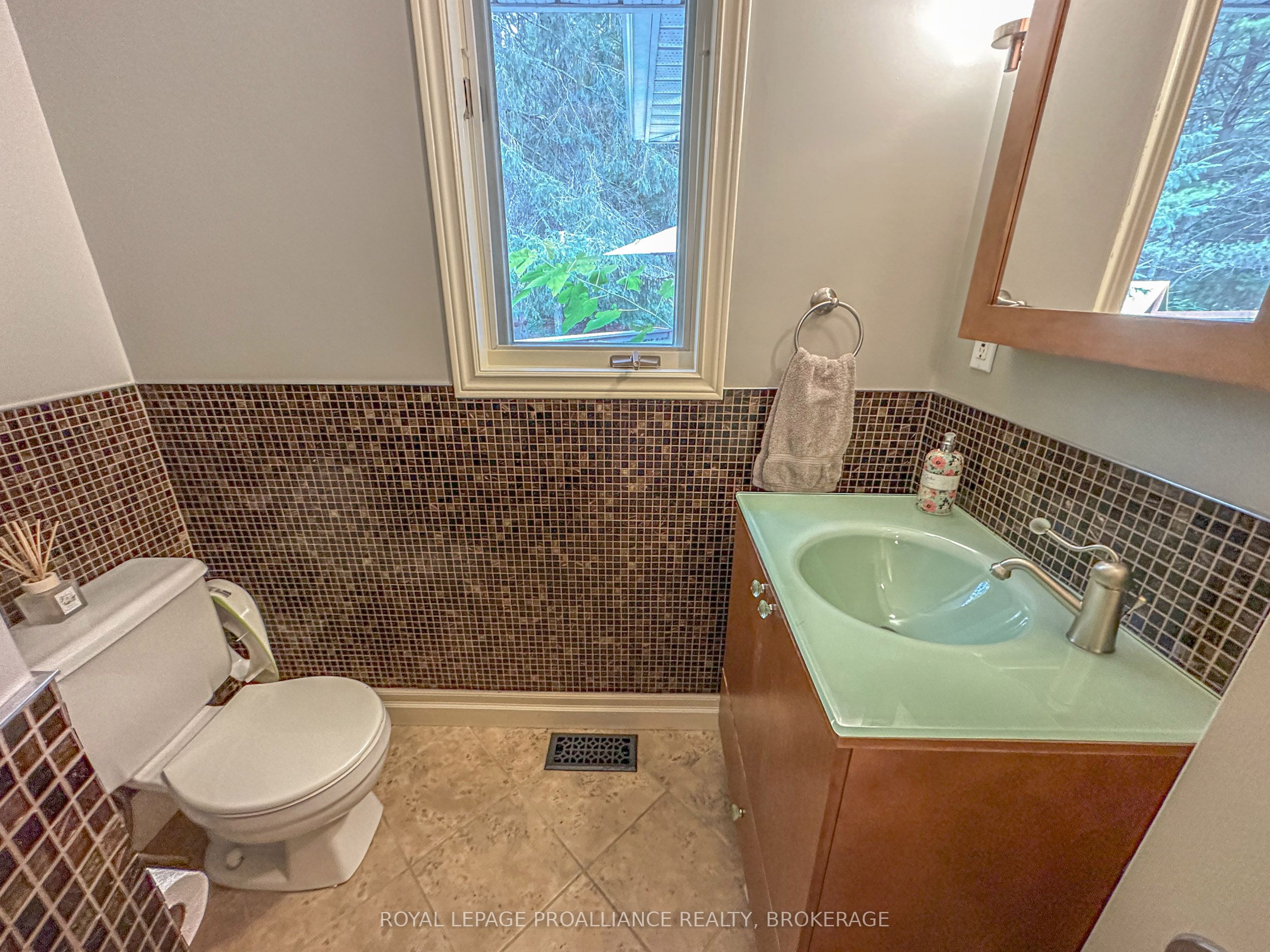 1800 Radage Road Property Photo 14