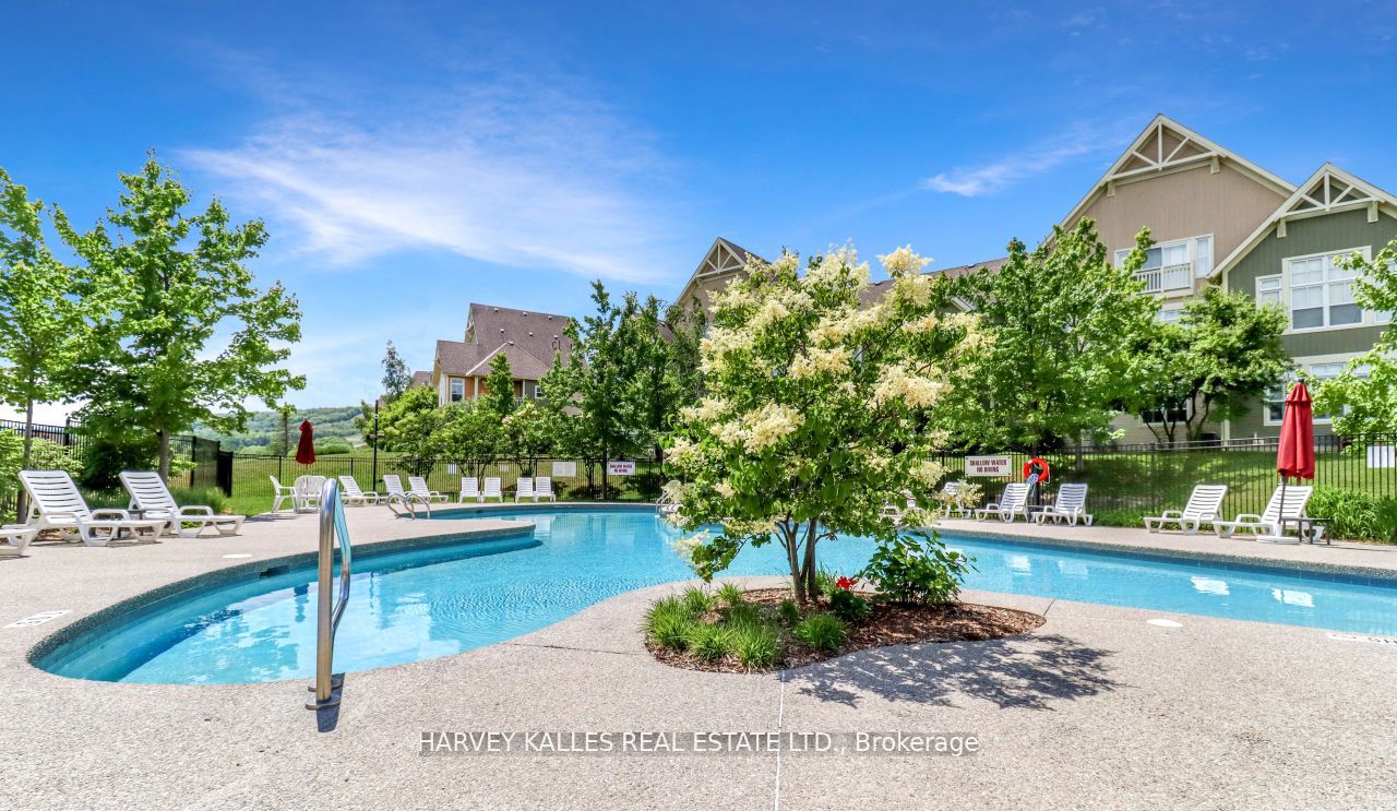 #211 - 115 Fairway Court Property Photo 21