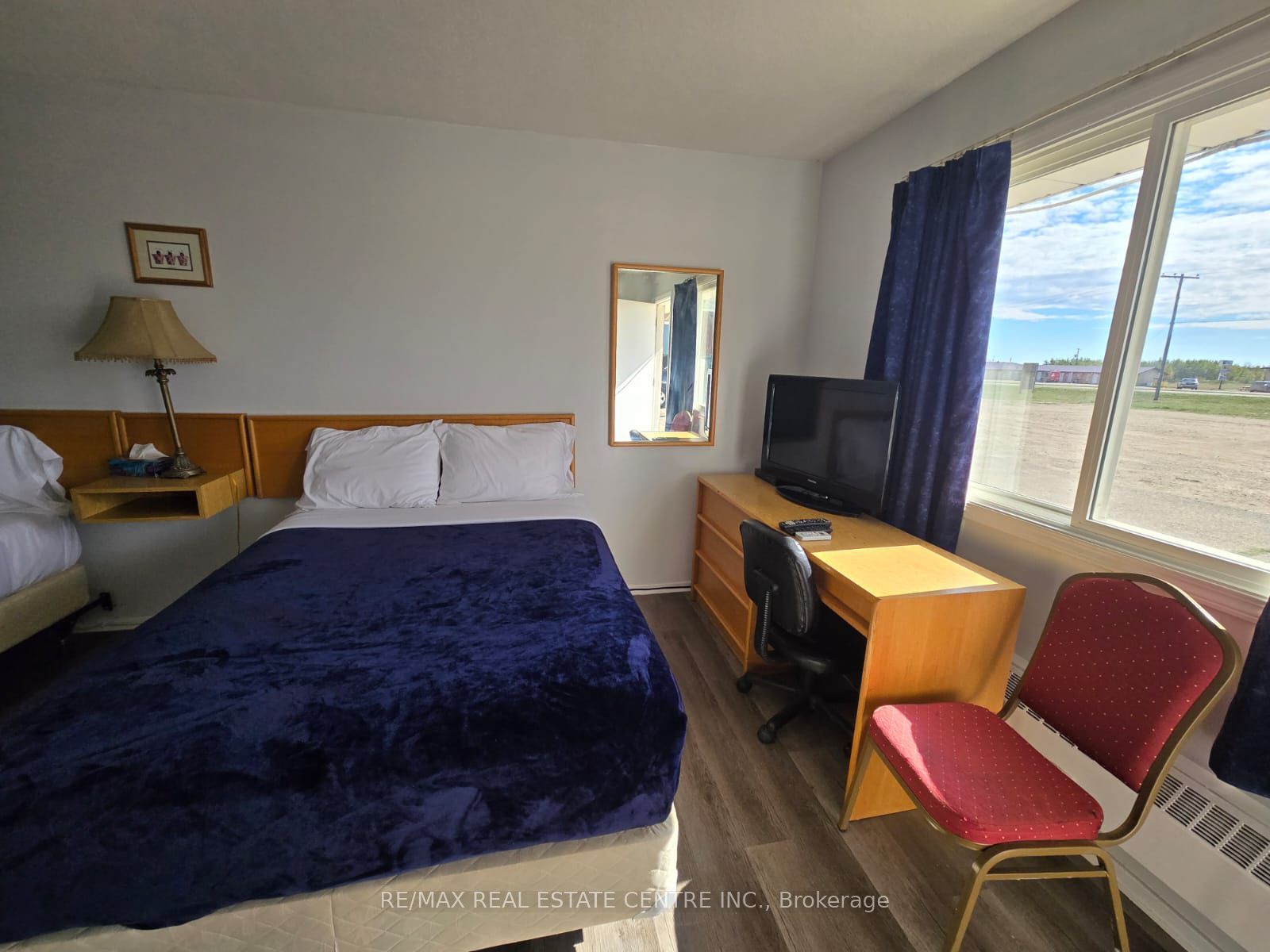 860 Highway Avenue Property Photo 13