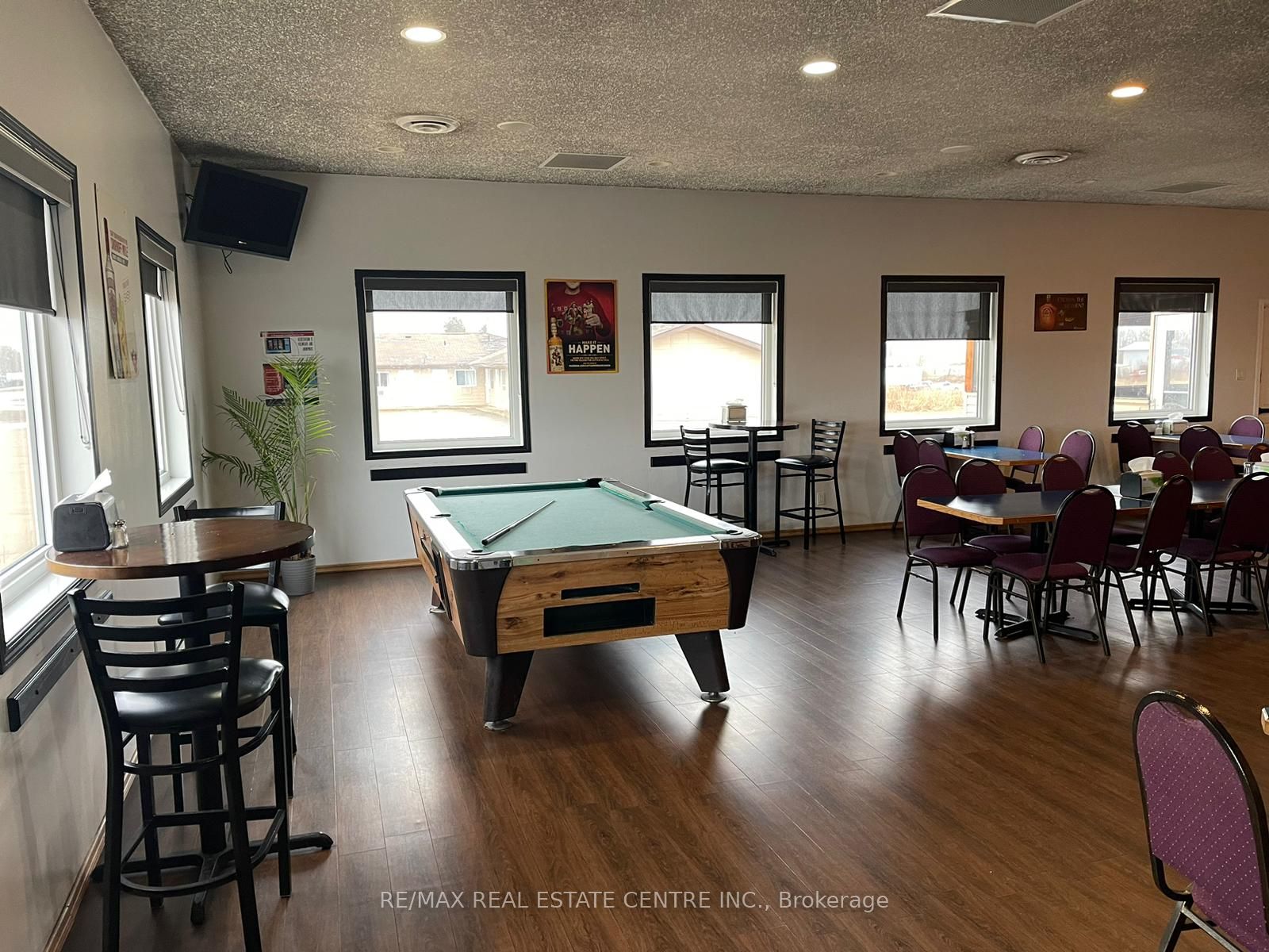860 Highway Avenue Property Photo 20