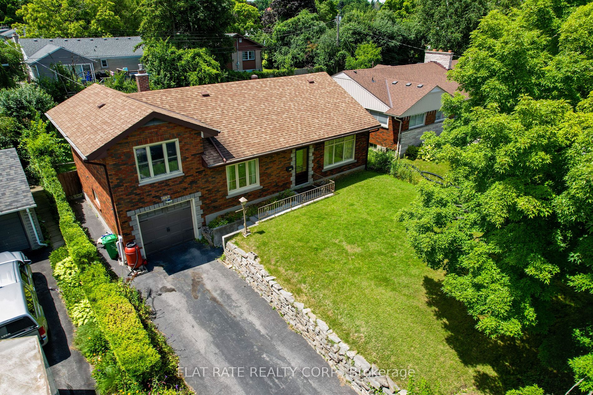 1487 Fairmount Blvd Property Photo 17