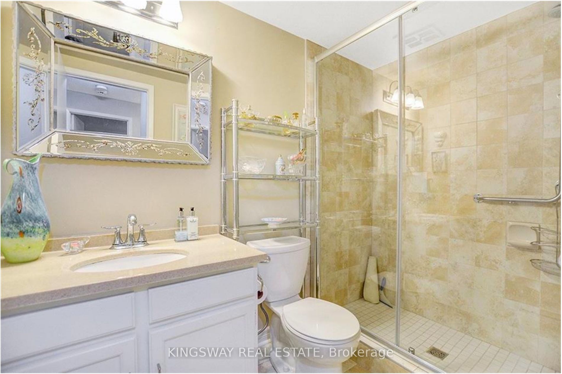 742 Mooney's Bay Pl Property Photo 5