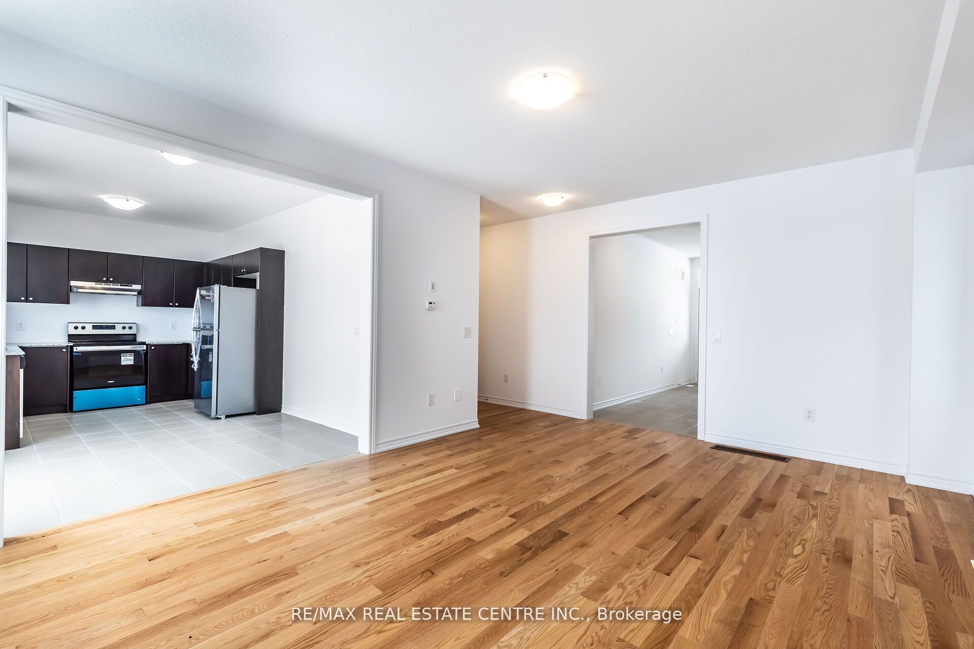 10 Mackenzie St Property Photo 39